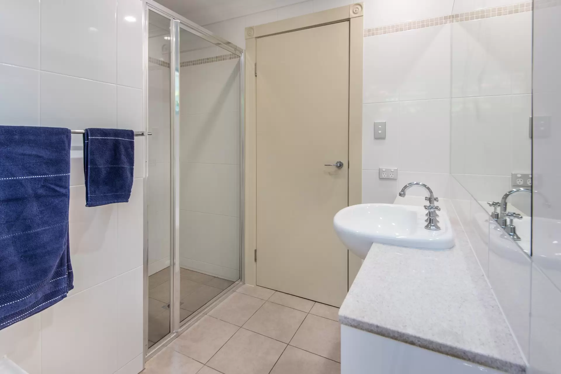 Bluewater/13 Acacia Drive, Hamilton Island Sold by Queensland Sotheby's International Realty - image 1