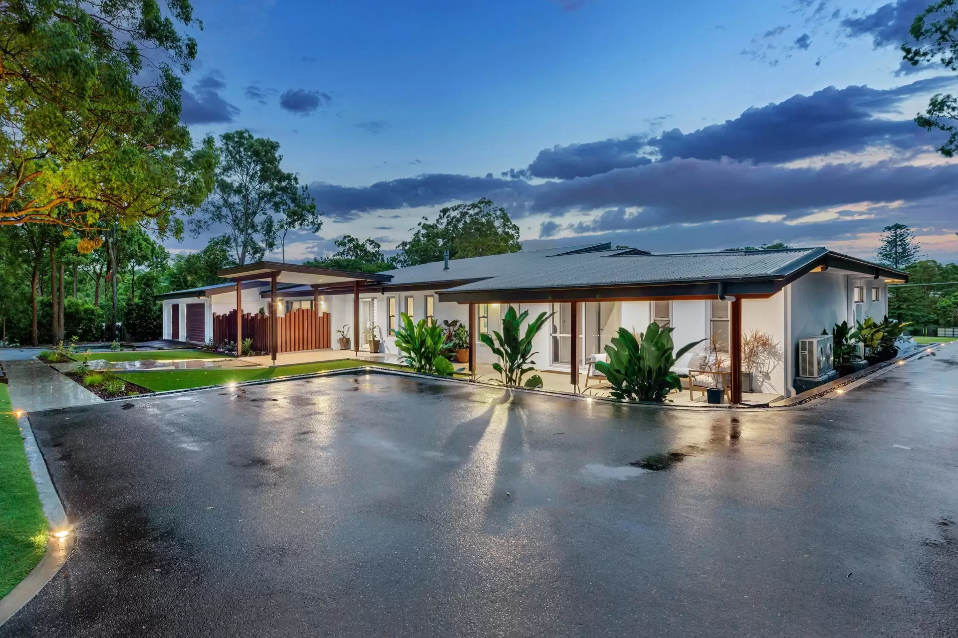 573 London Road, Chandler Sold by Queensland Sotheby's International Realty - image 1