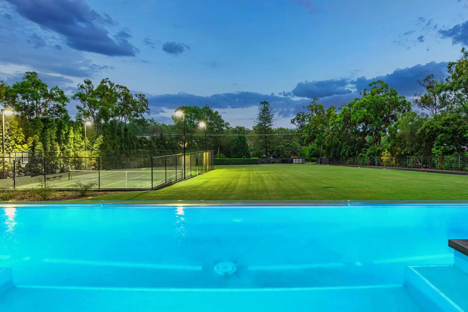 573 London Road, Chandler Sold by Queensland Sotheby's International Realty - image 1