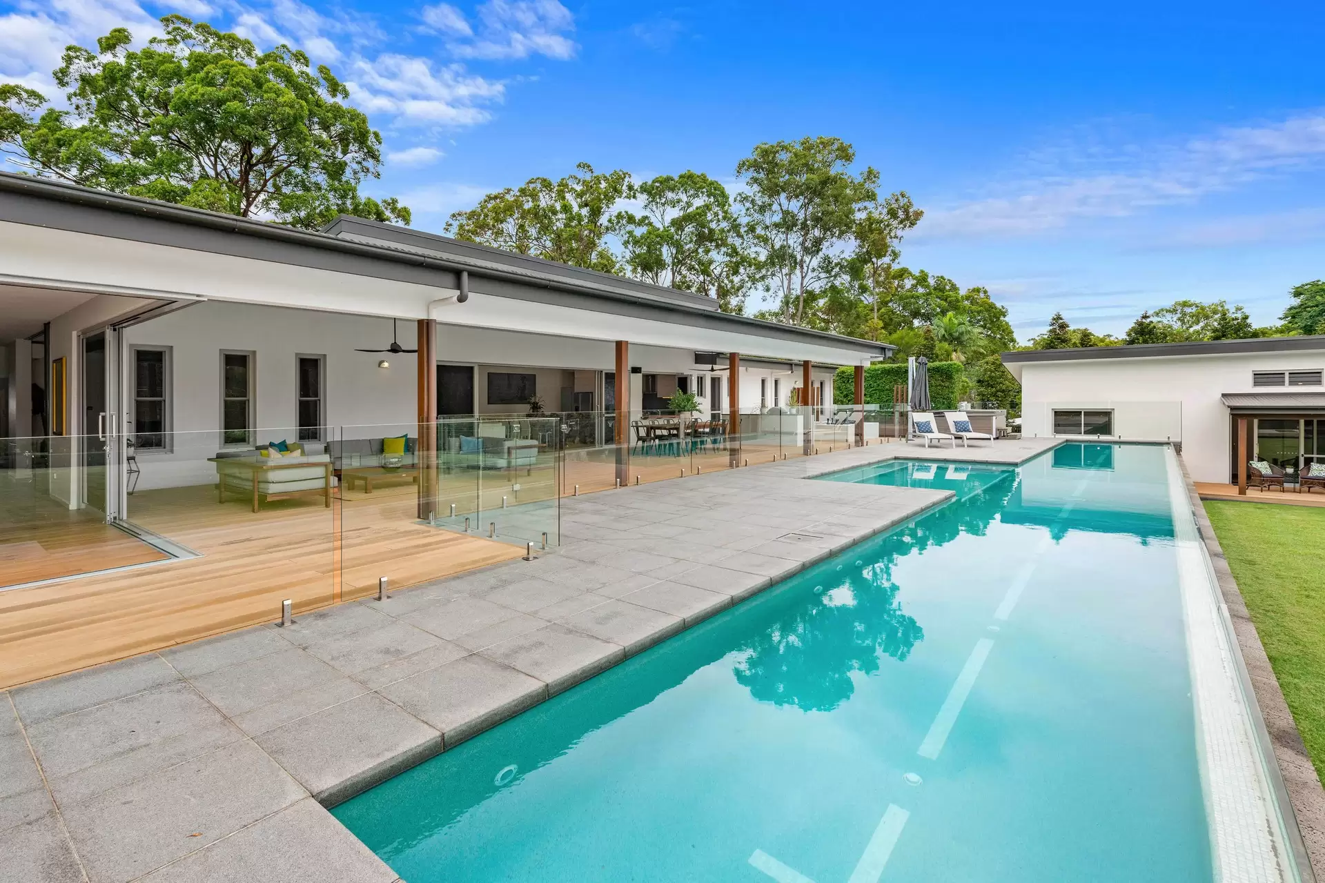 573 London Road, Chandler Sold by Queensland Sotheby's International Realty - image 1