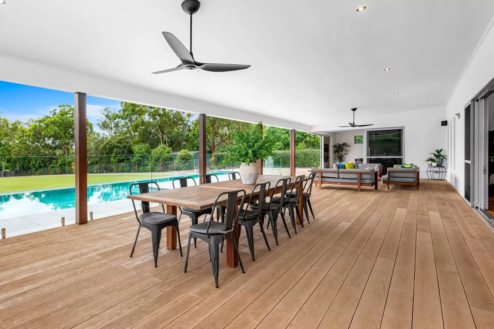 573 London Road, Chandler Sold by Queensland Sotheby's International Realty - image 1