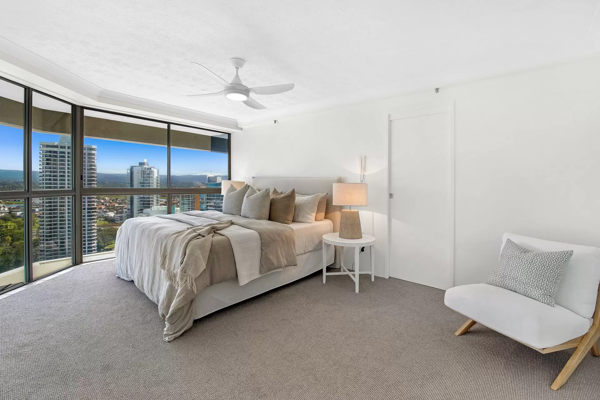 112/3554 Main Beach Parade, Main Beach Sold by Queensland Sotheby's International Realty - image 1