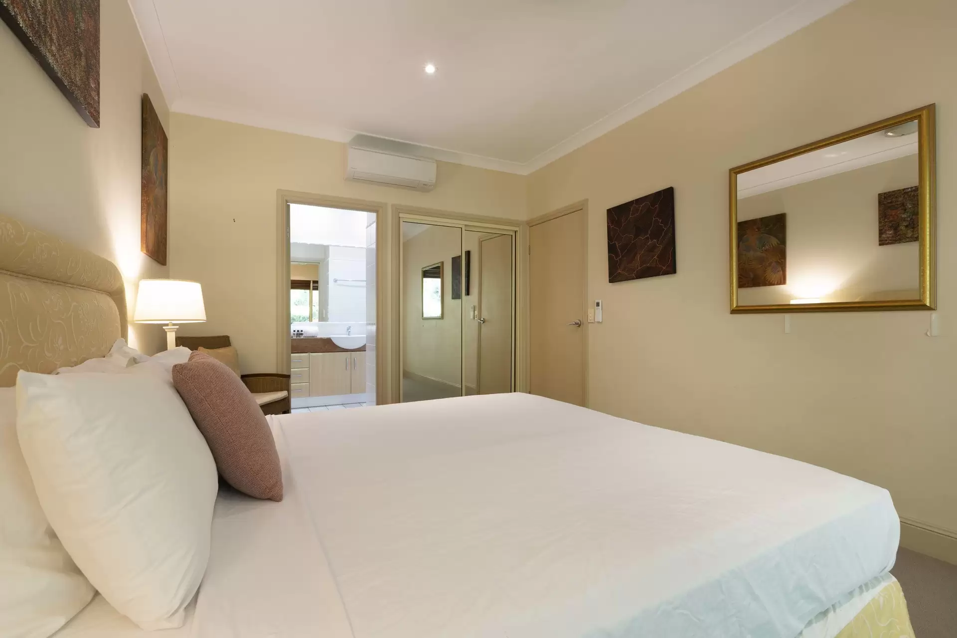23/24-70 Nautilus Street, Port Douglas Sold by  - image 1