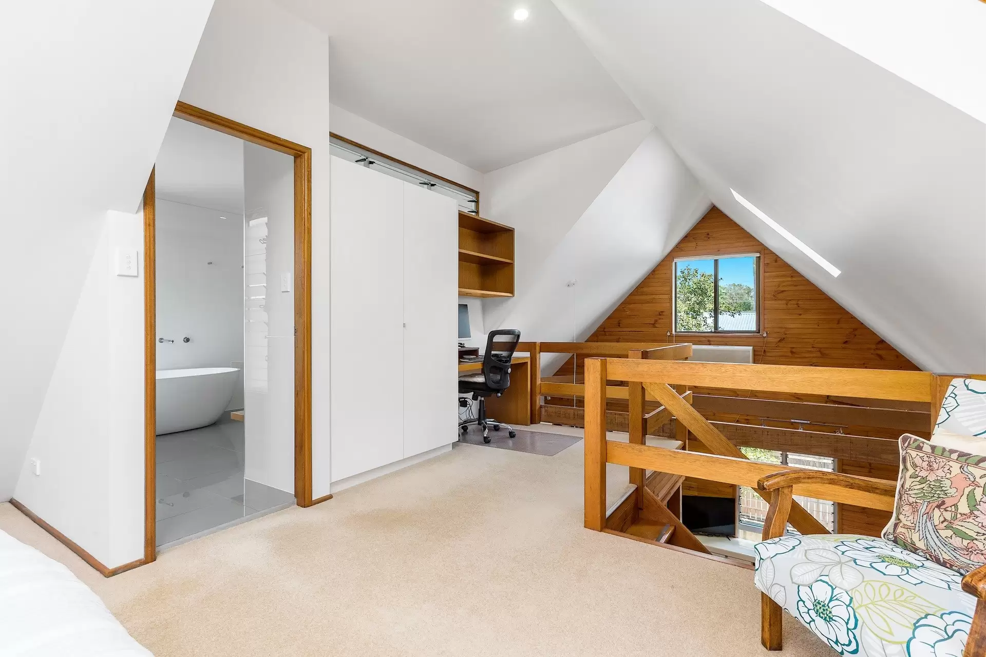 4 Mimosa Avenue, Bogangar Sold by Queensland Sotheby's International Realty - image 1