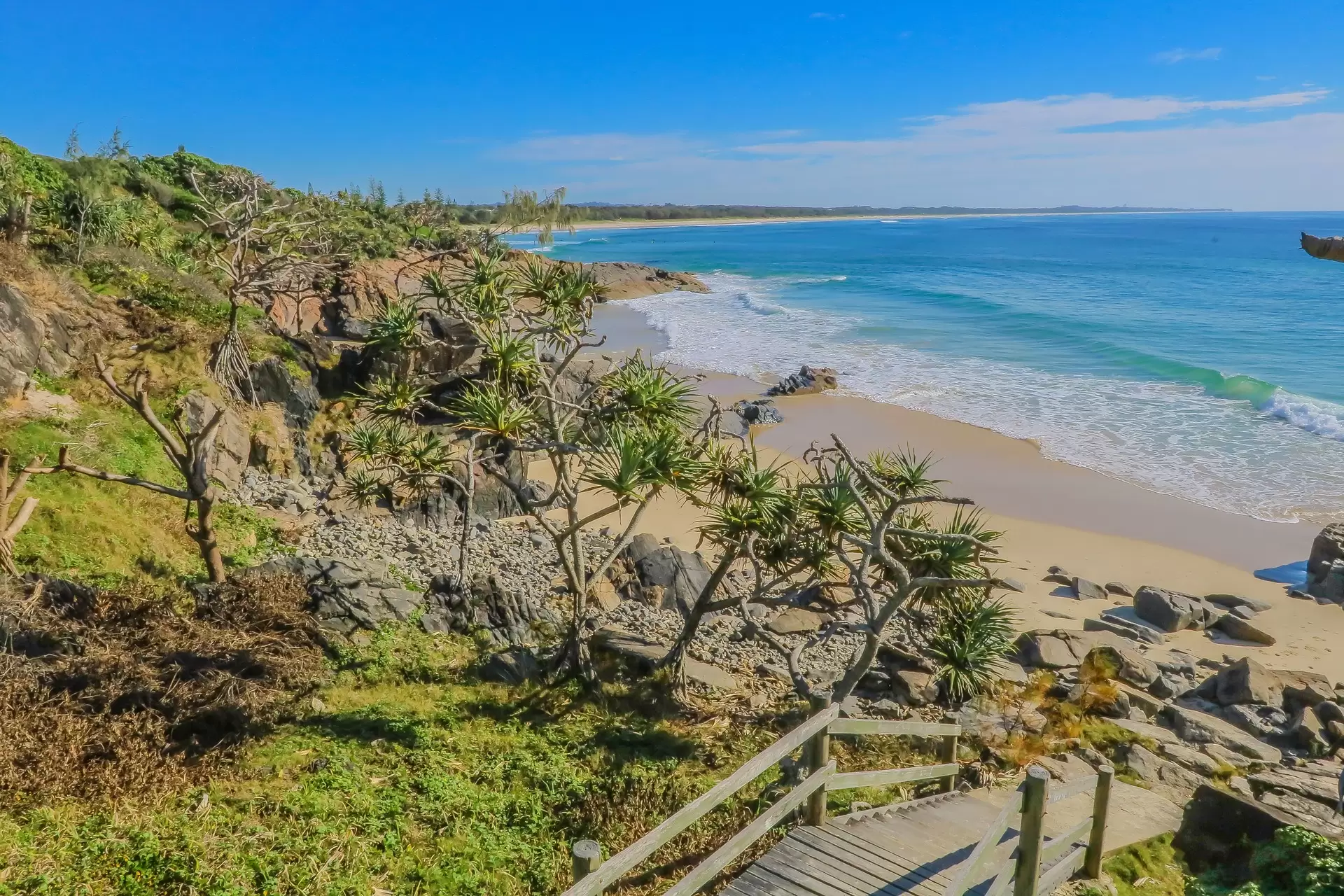 4 Mimosa Avenue, Bogangar Sold by Queensland Sotheby's International Realty - image 1
