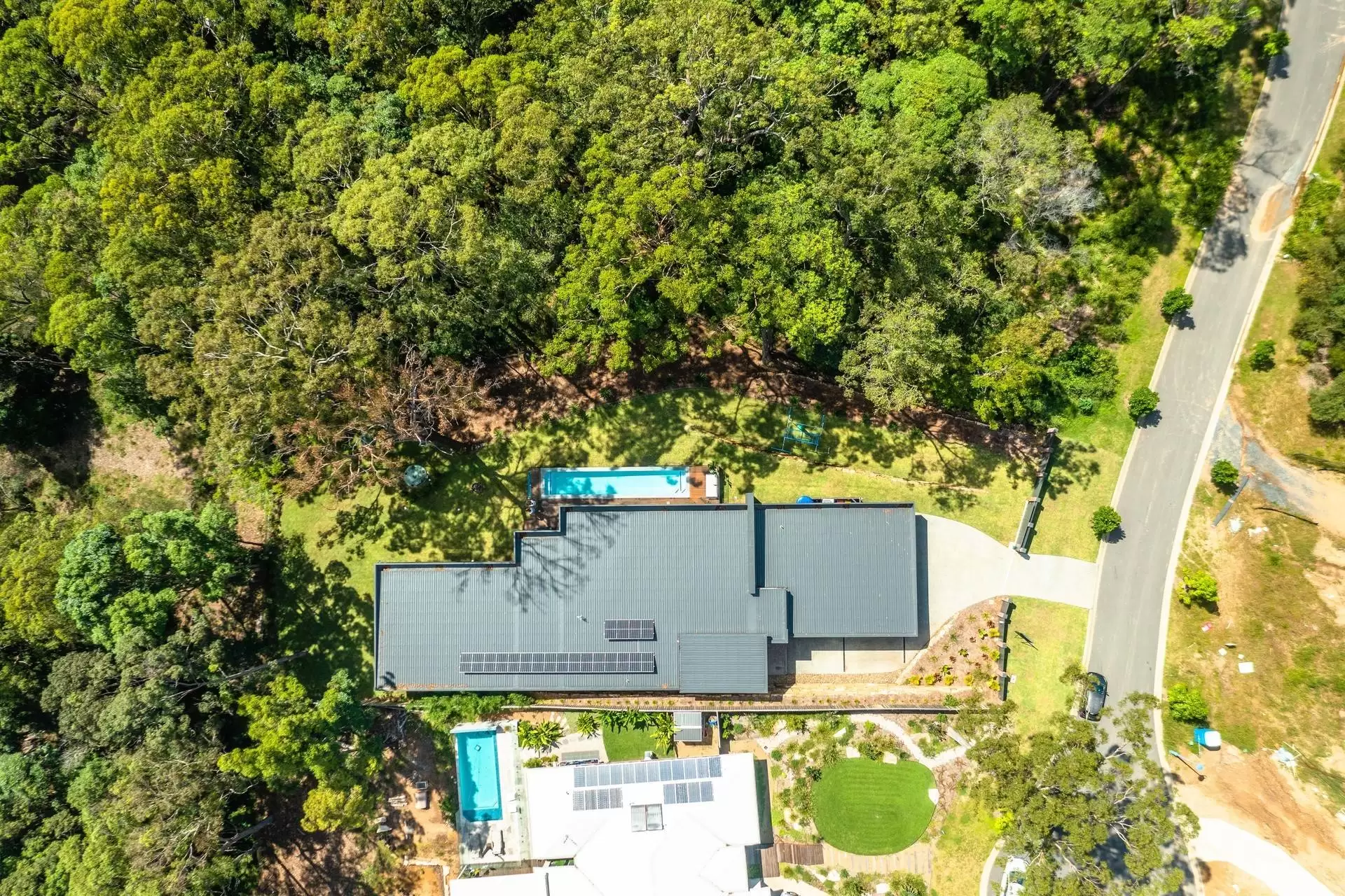 15 Mary Bale Drive, Tallebudgera Sold by Queensland Sotheby's International Realty - image 1