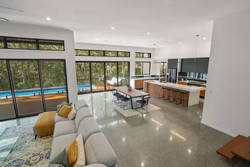 15 Mary Bale Drive, Tallebudgera Sold by 