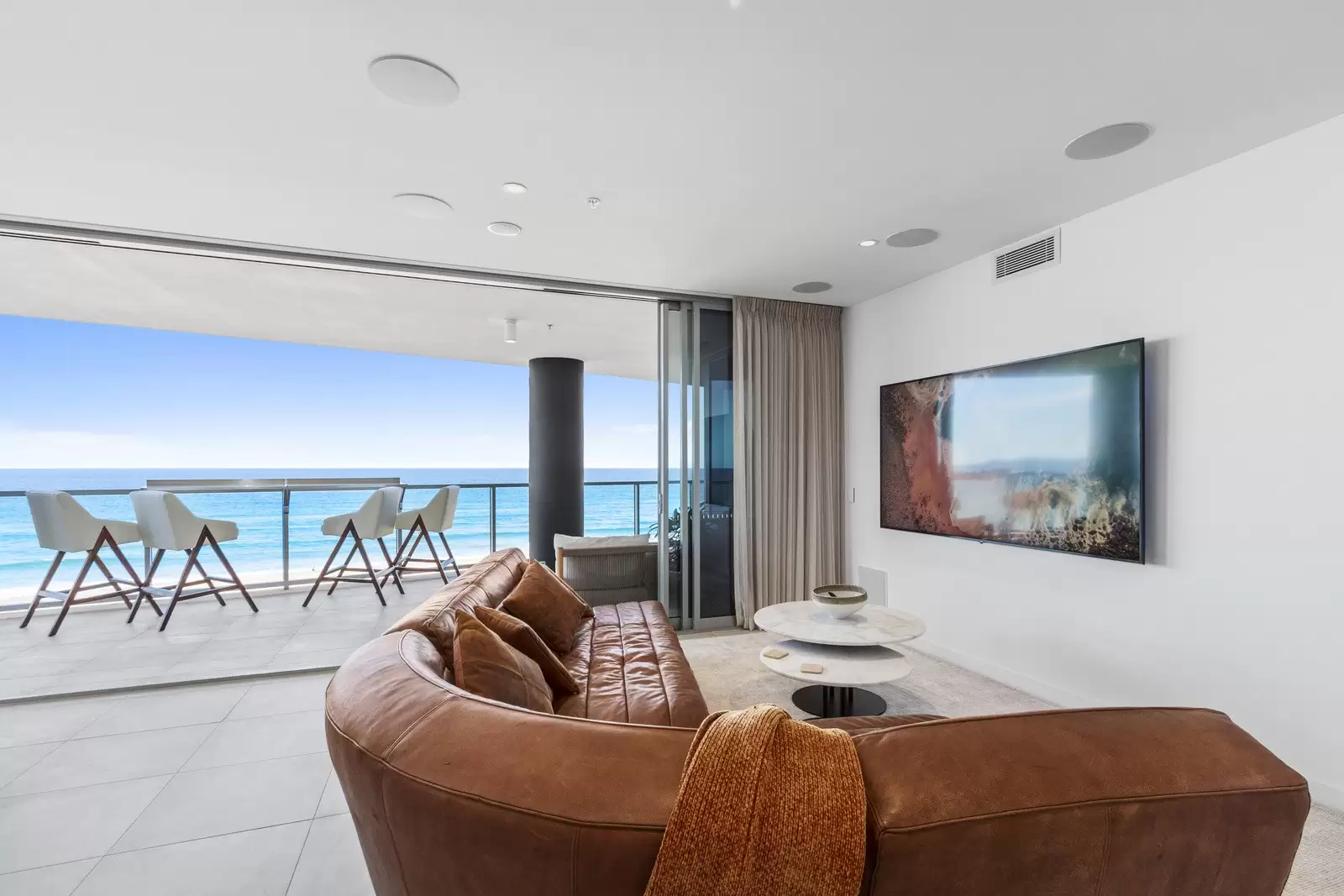 3 Northcliffe Terrace, Surfers Paradise Sold by Queensland Sotheby's International Realty - image 1