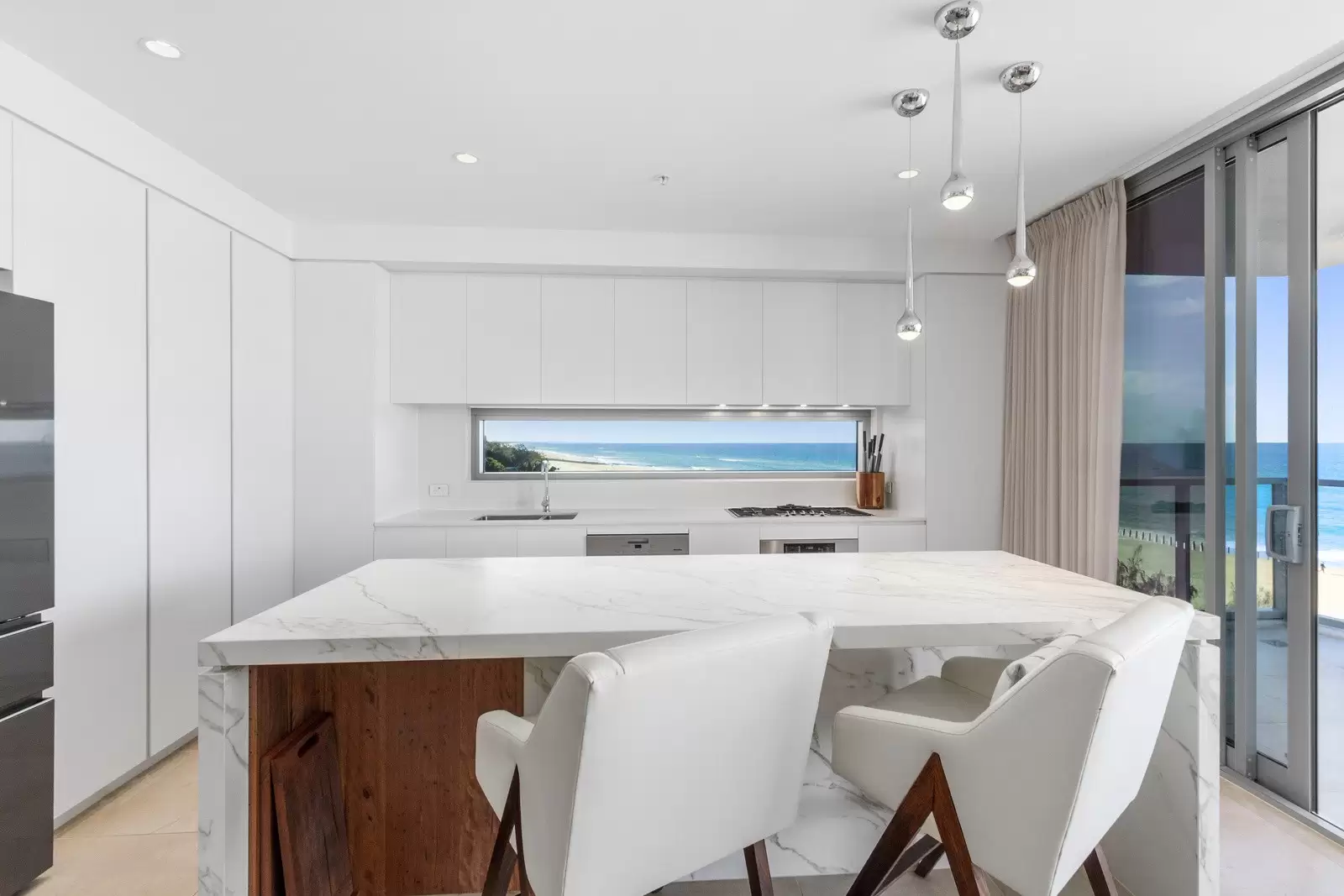 3 Northcliffe Terrace, Surfers Paradise Sold by Queensland Sotheby's International Realty - image 1