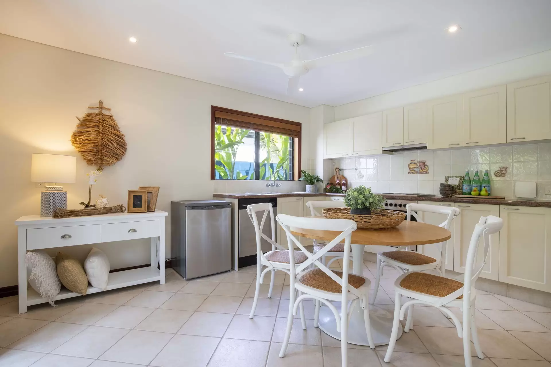 25 Solander Boulevard, Port Douglas Sold by Queensland Sotheby's International Realty - image 1