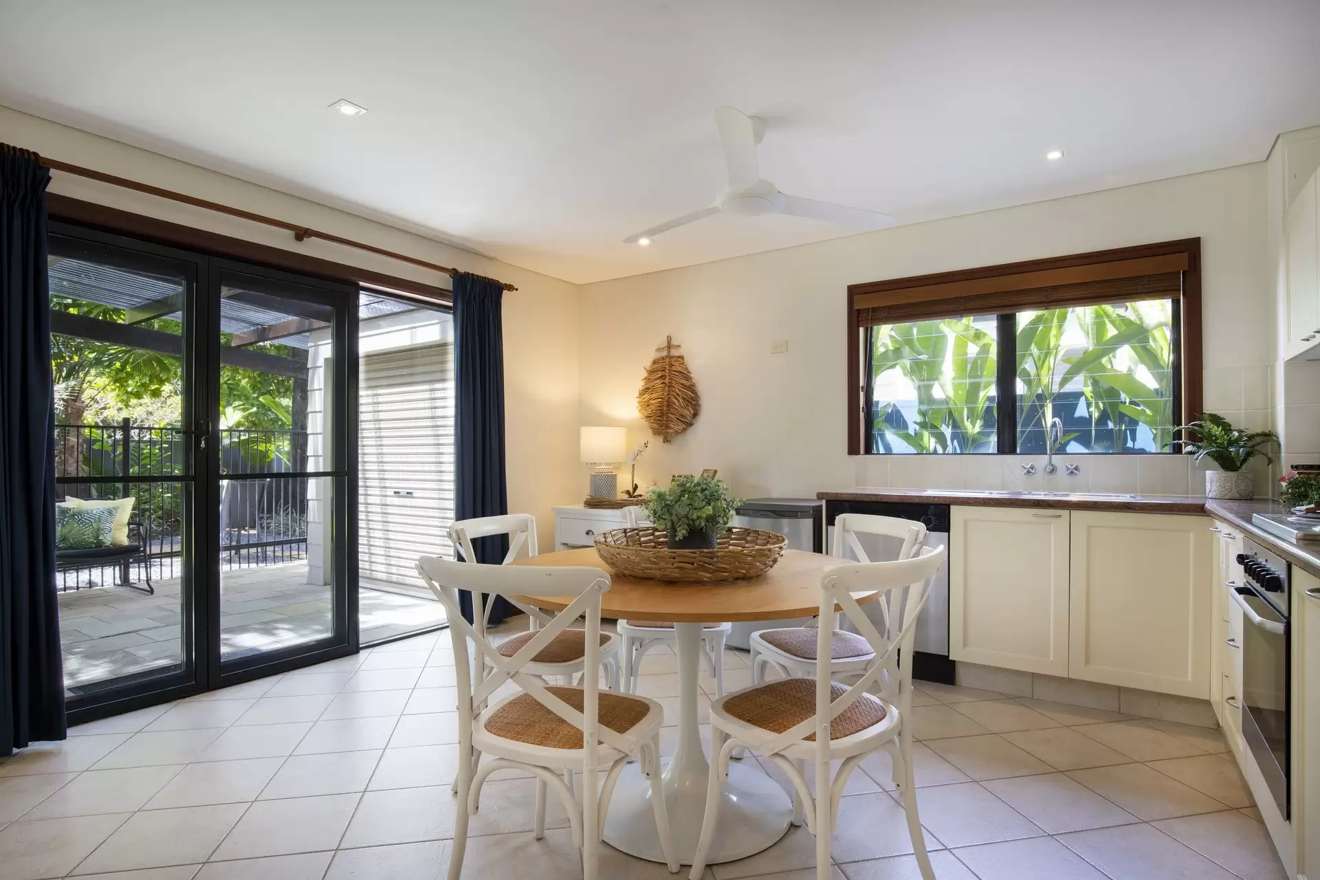25 Solander Boulevard, Port Douglas Sold by Queensland Sotheby's International Realty - image 1