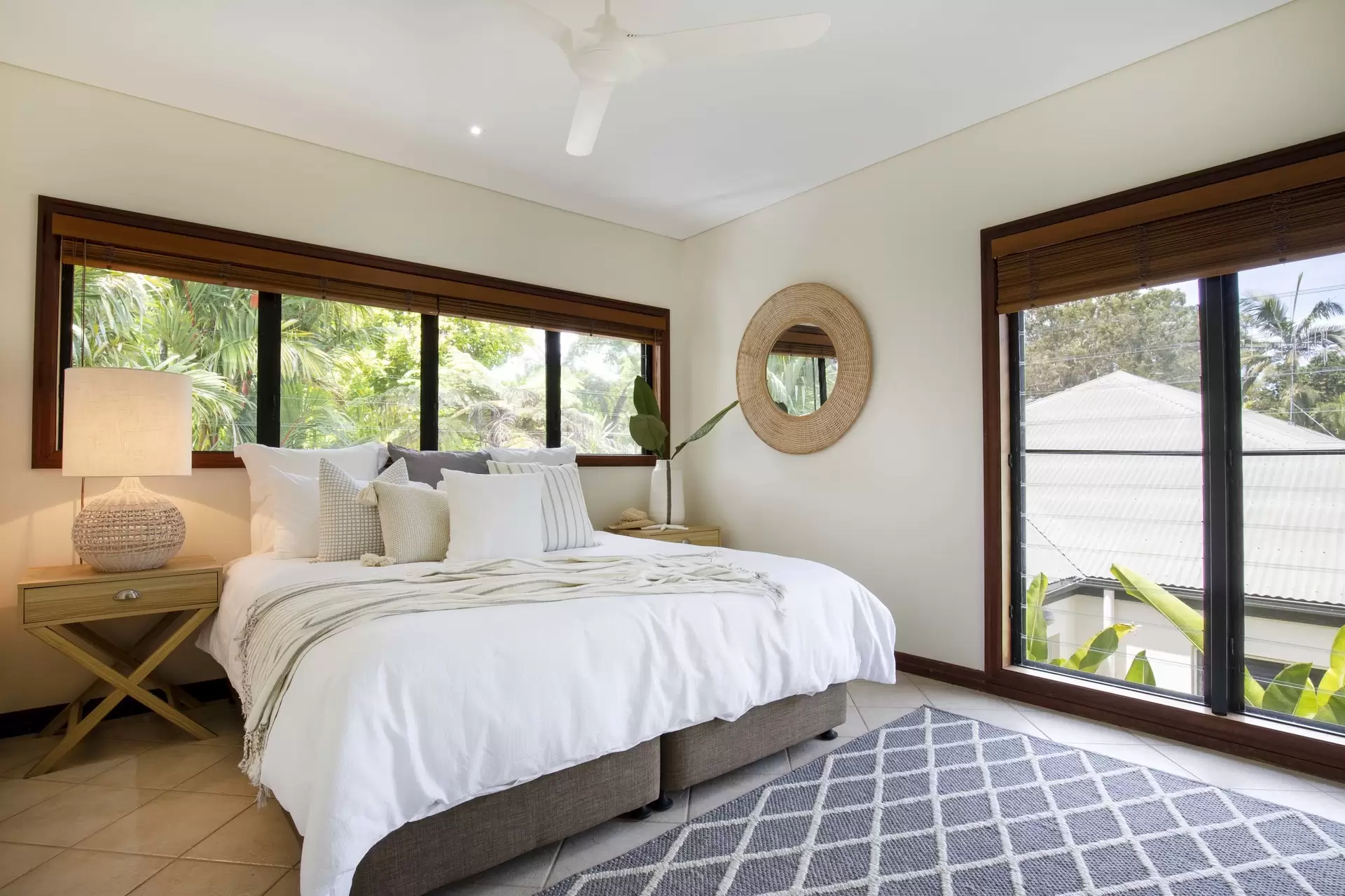 25 Solander Boulevard, Port Douglas Sold by Queensland Sotheby's International Realty - image 1