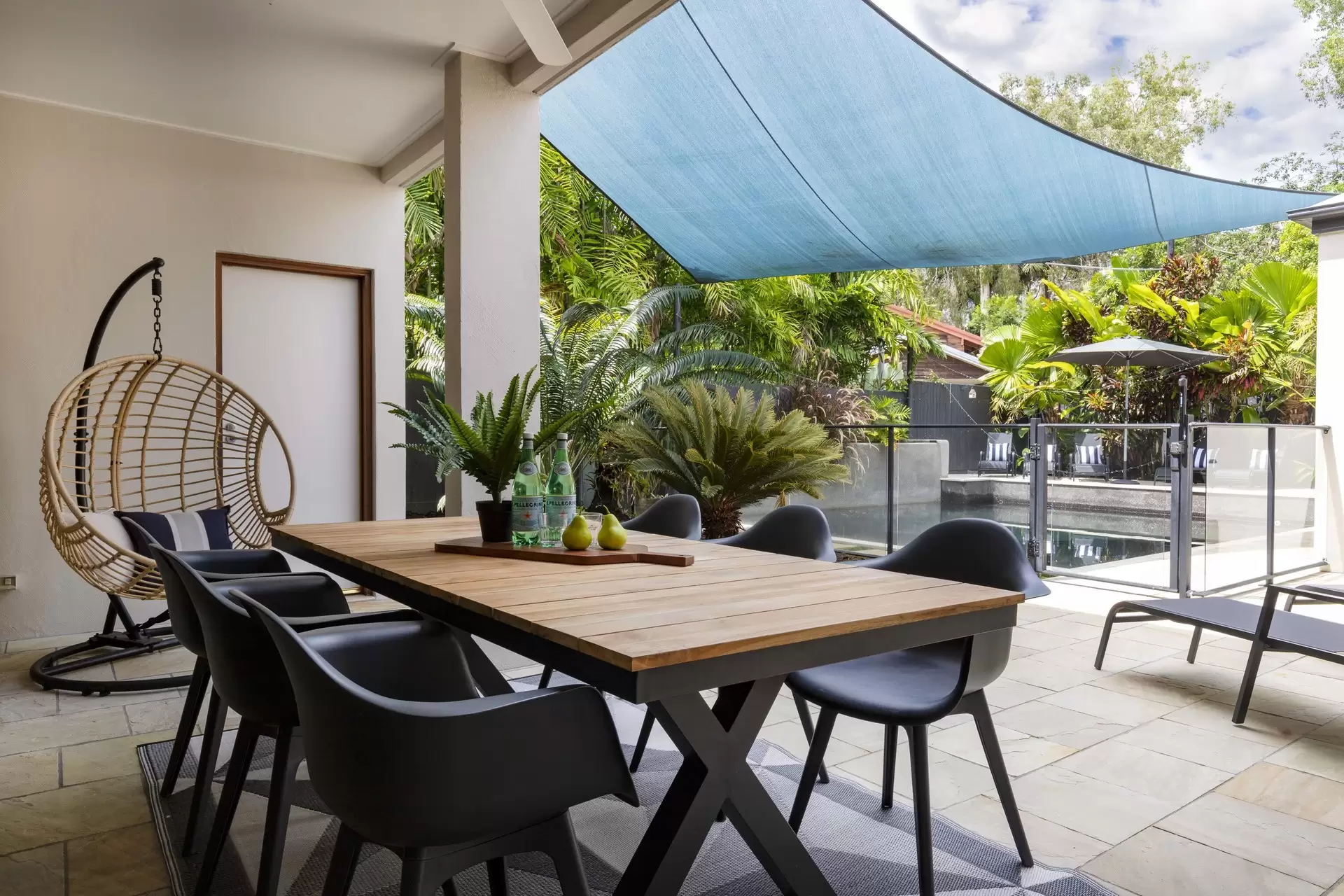 25 Solander Boulevard, Port Douglas Sold by  - image 1