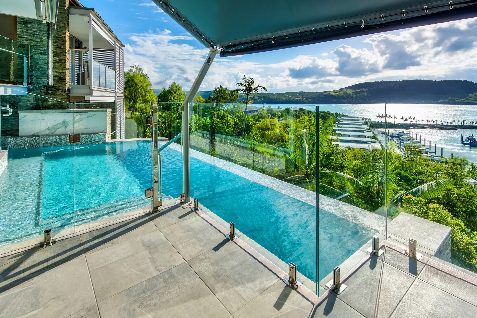 13 Marina Terrace, Hamilton Island Sold by  - image 1