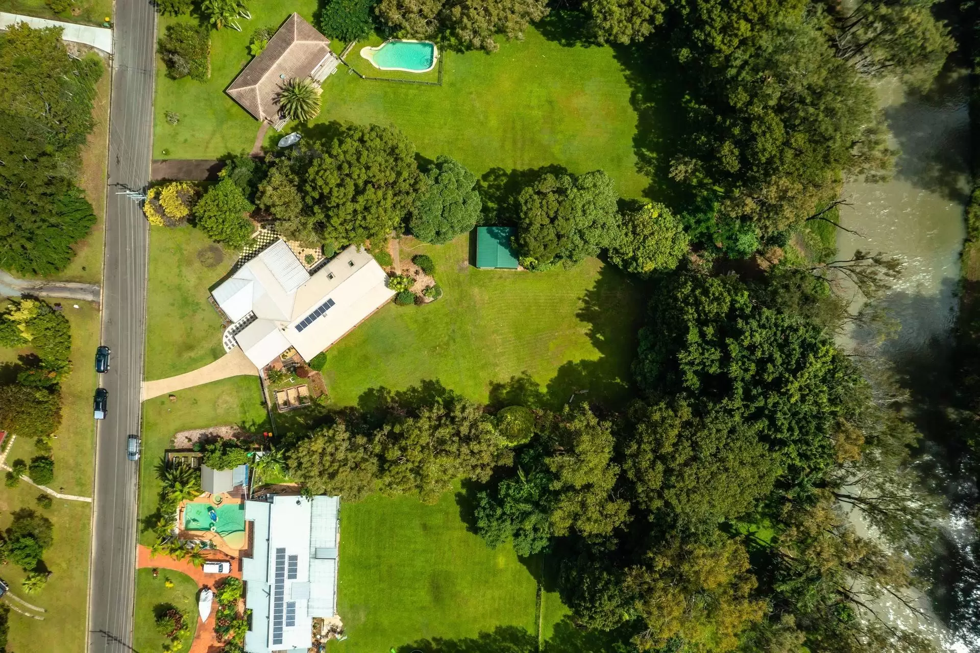 70 Coorabin Court, Tallebudgera Sold by  - image 1