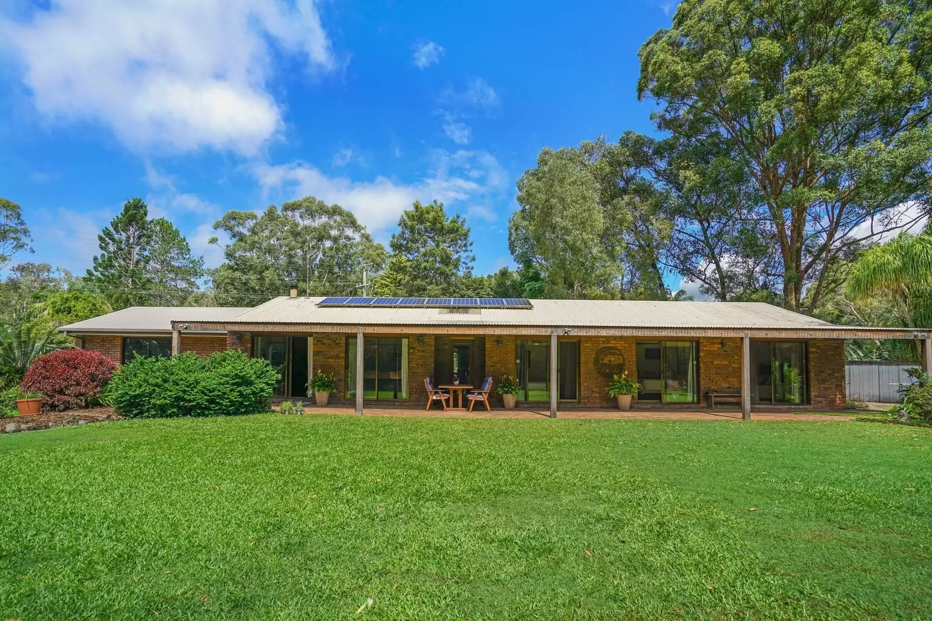 70 Coorabin Court, Tallebudgera Sold by Queensland Sotheby's International Realty - image 1