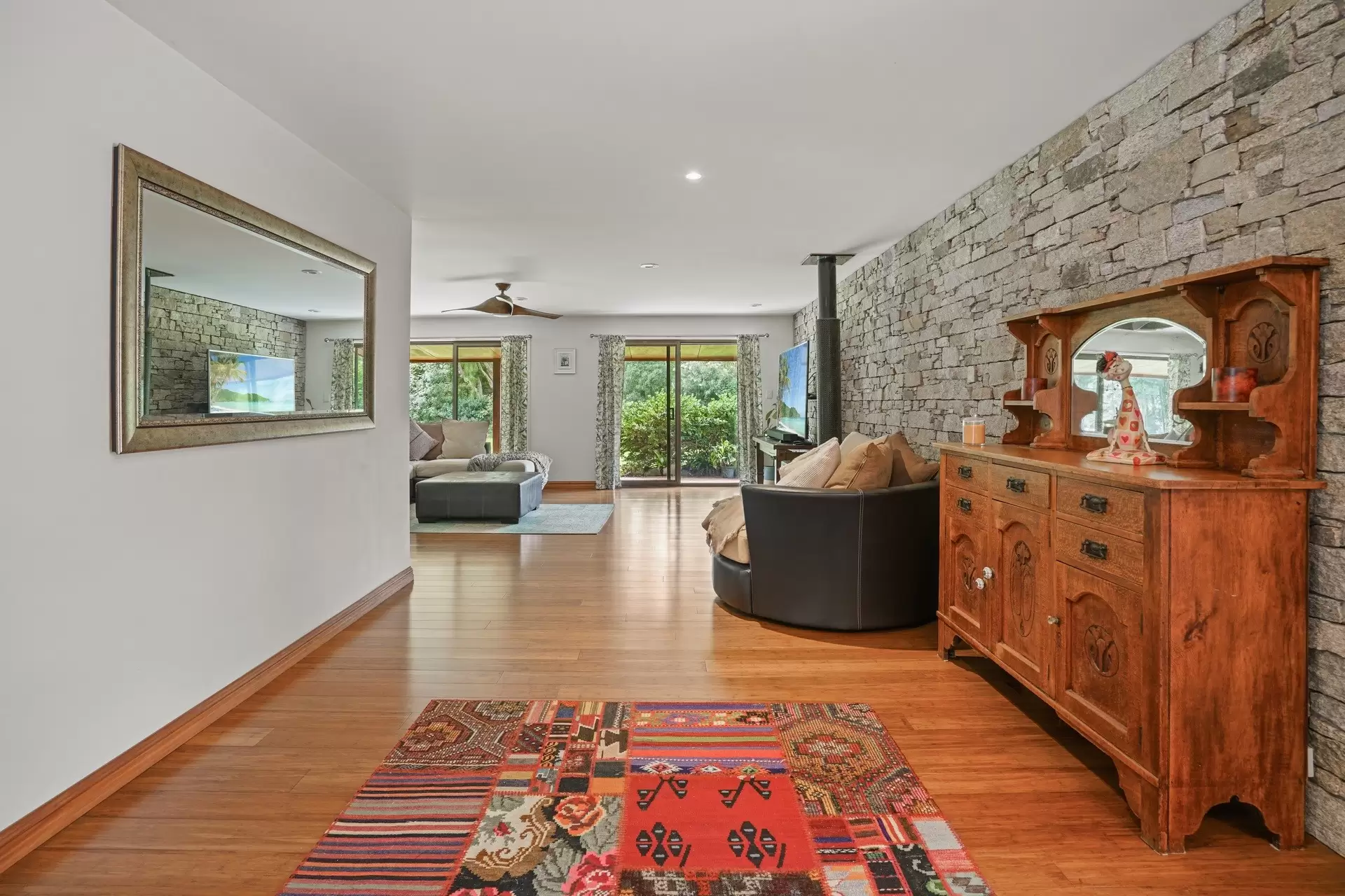 70 Coorabin Court, Tallebudgera Sold by  - image 1