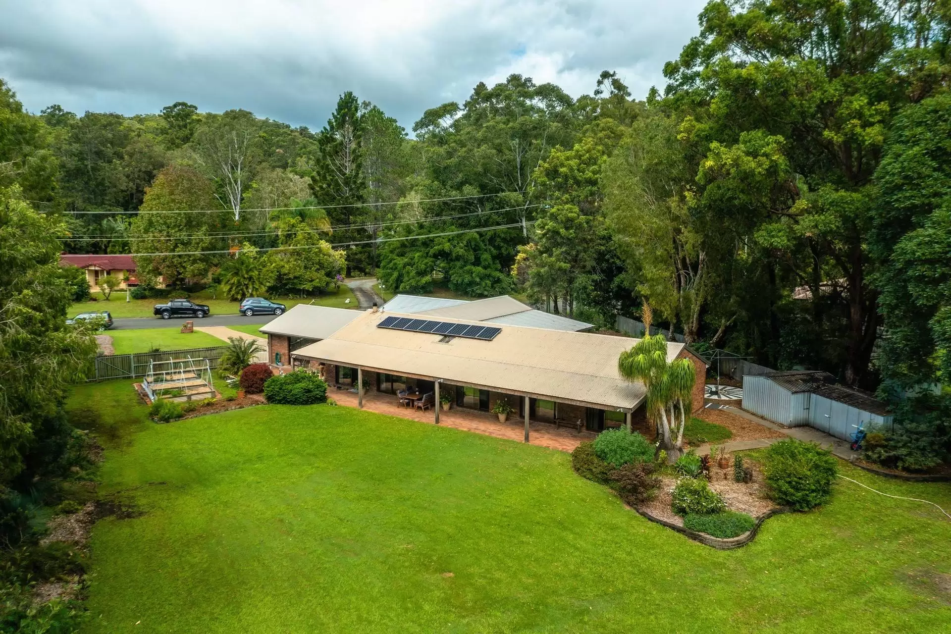 70 Coorabin Court, Tallebudgera Sold by Queensland Sotheby's International Realty - image 1