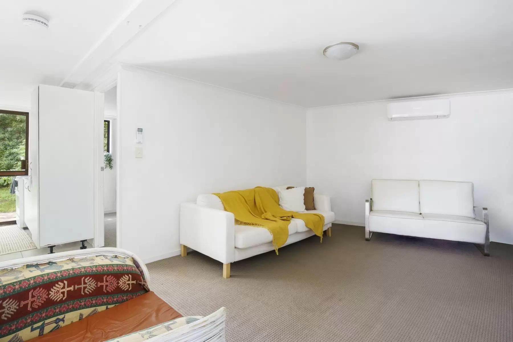 5 Goroka Court, Clear Island Waters Sold by Queensland Sotheby's International Realty - image 1