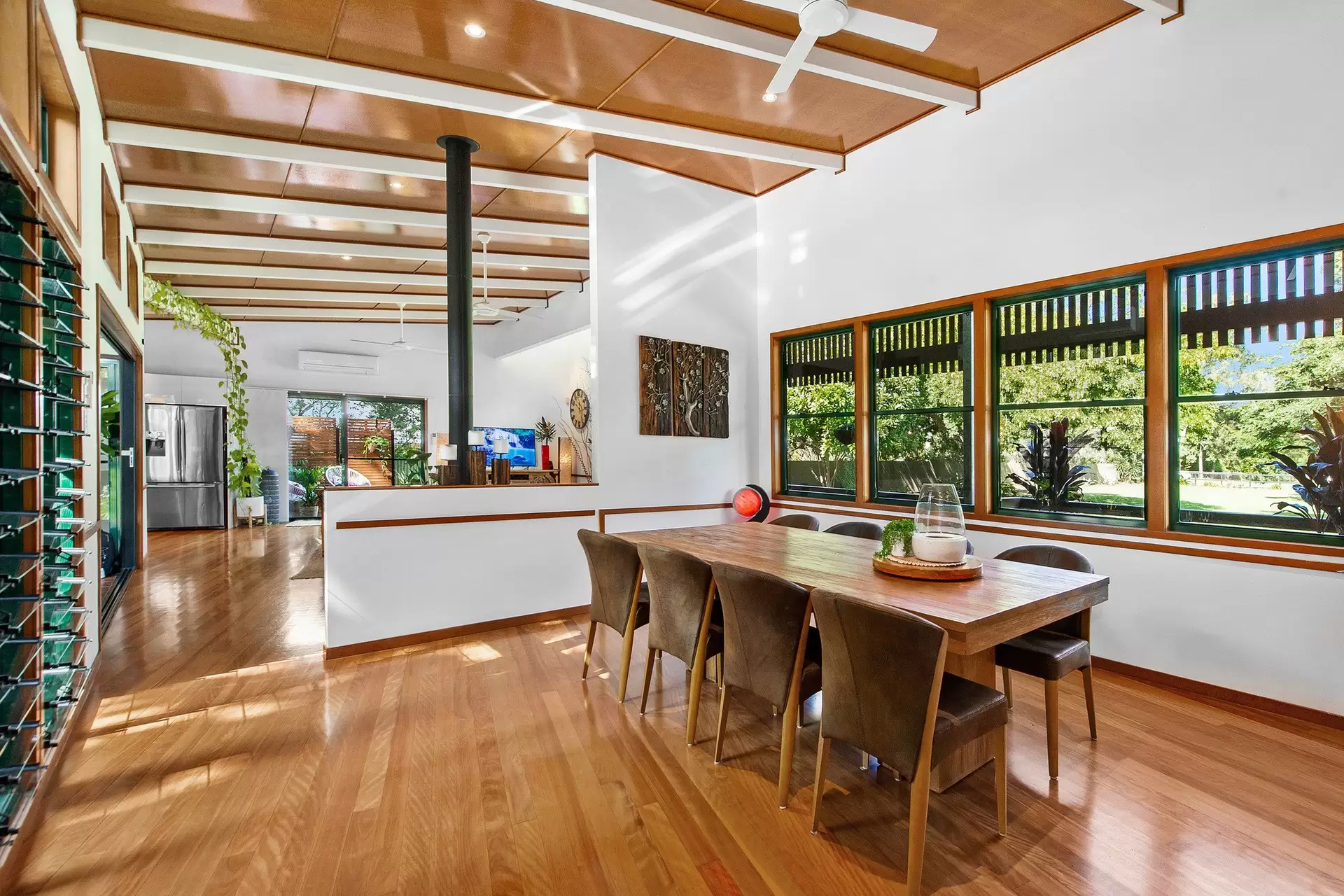 628 Formosa Road, Gumdale Sold by Queensland Sotheby's International Realty - image 1