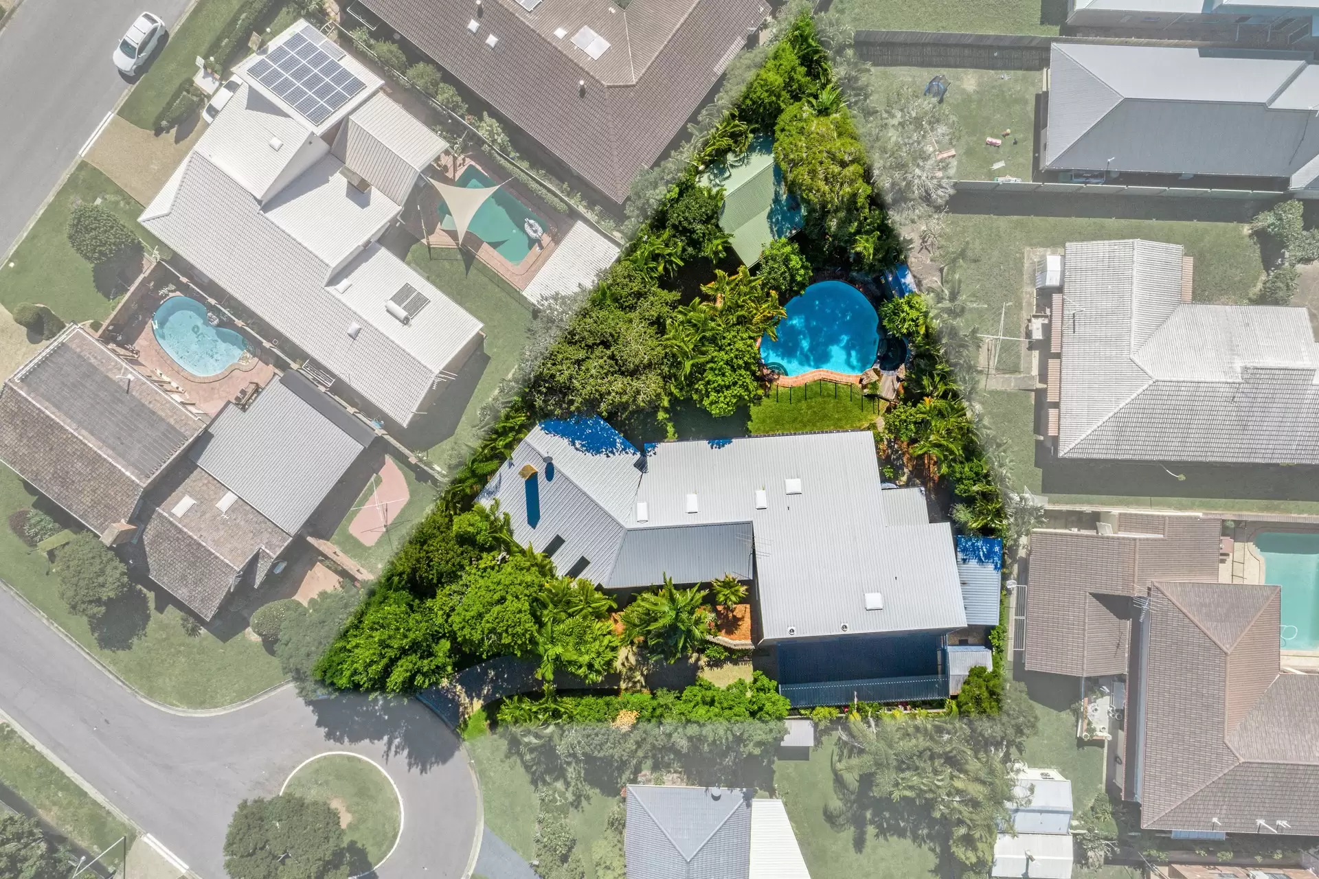 4 Asti Place, Carseldine Sold by Queensland Sotheby's International Realty - image 1