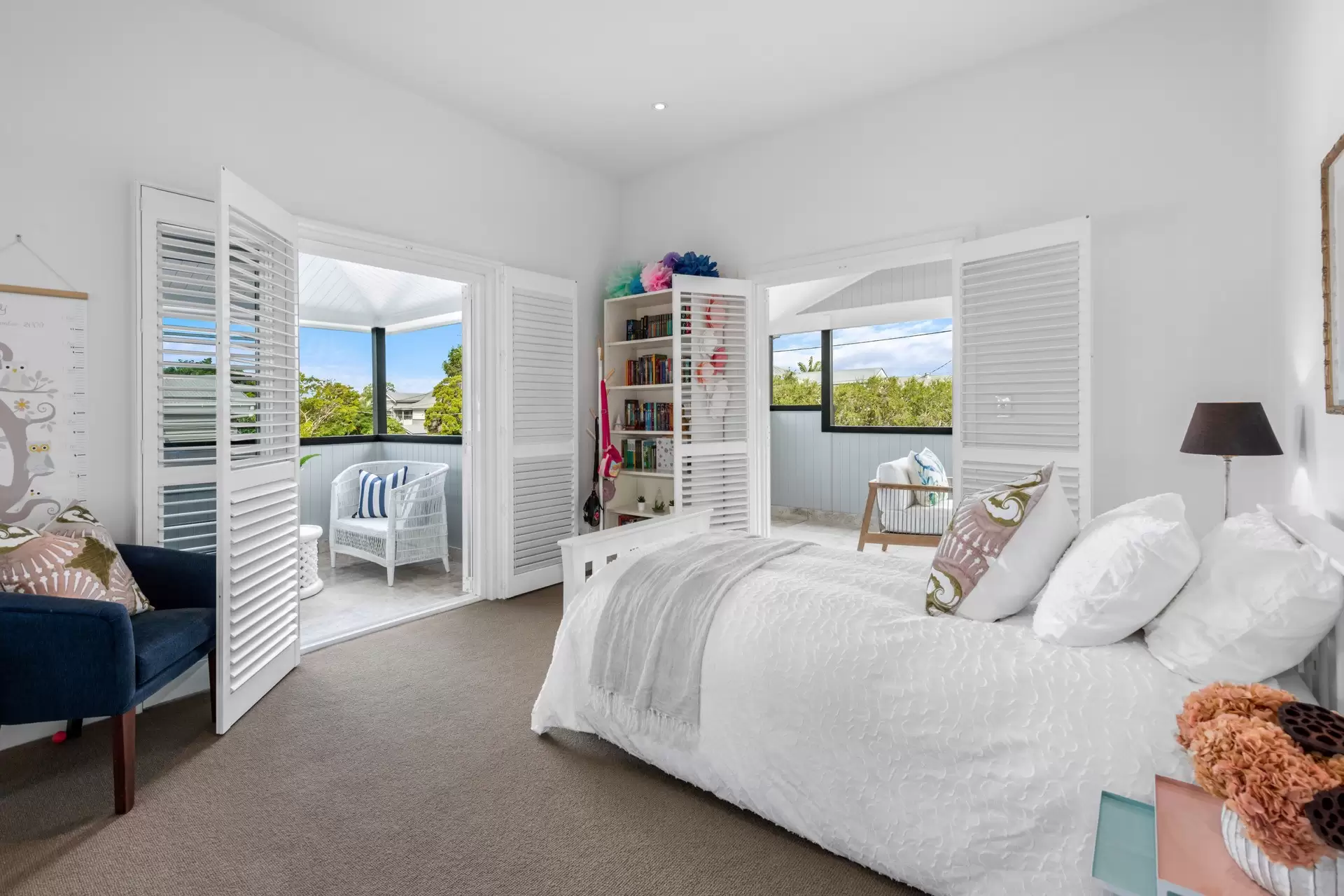 27 Judge Street, Kalinga Sold by Queensland Sotheby's International Realty - image 1