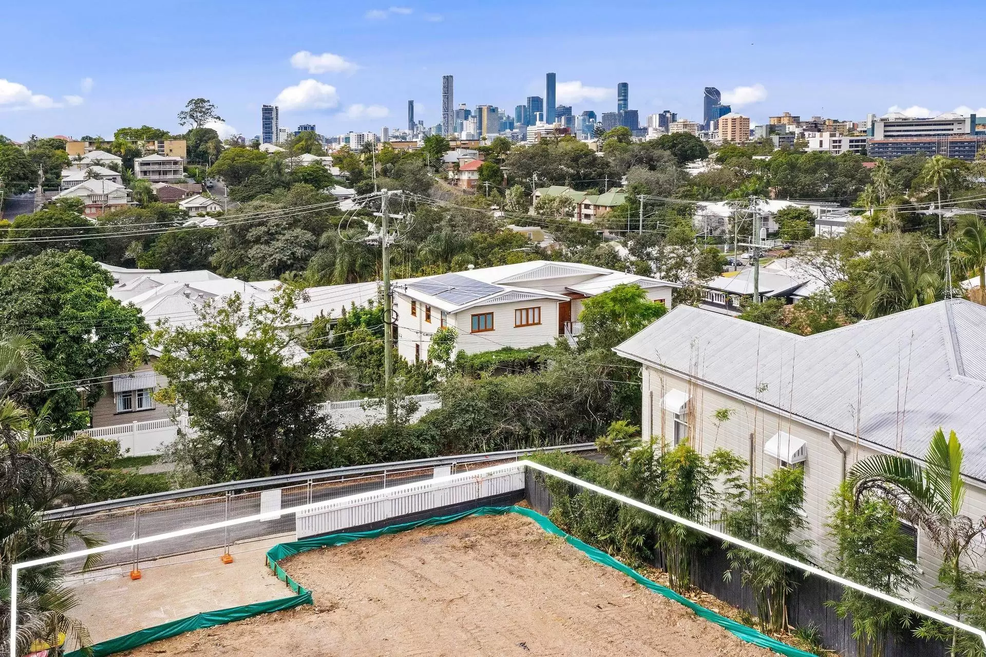 14 Markwell Street, Auchenflower Sold by  - image 1