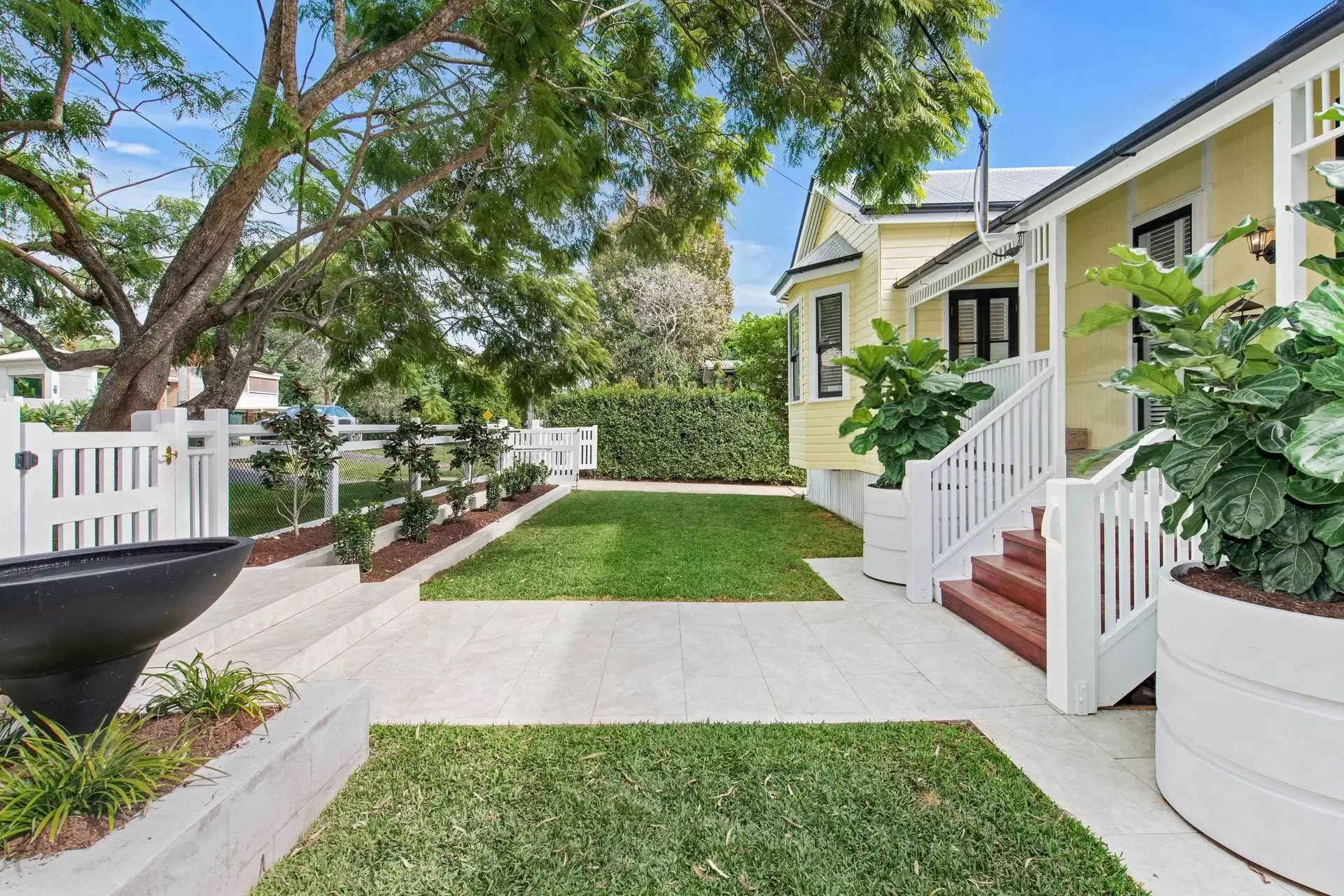 9 Kemble Street, Clayfield Sold by Queensland Sotheby's International Realty - image 1