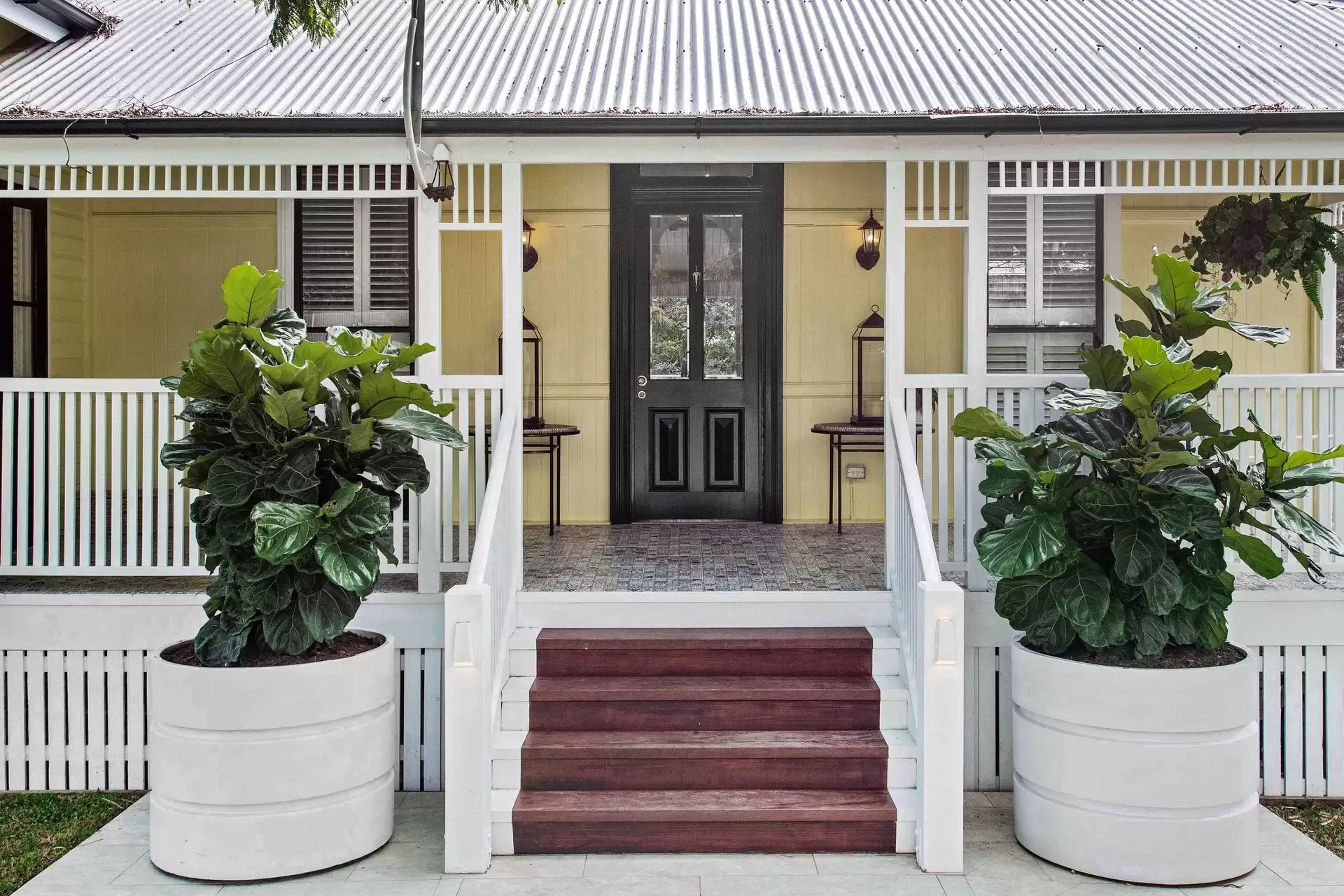 9 Kemble Street, Clayfield Sold by  - image 1