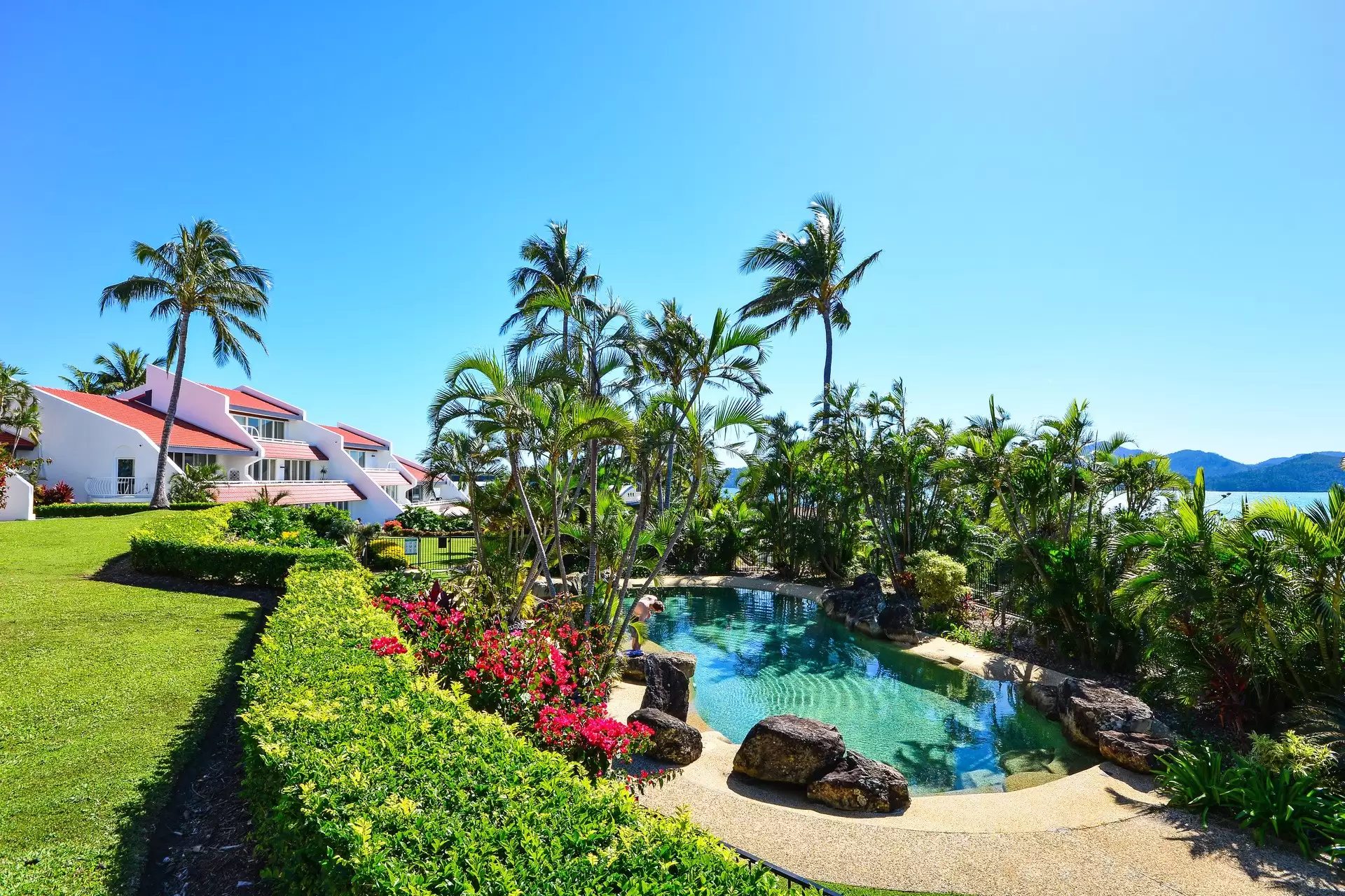 4/12 Whitsunday Boulevard, Hamilton Island Sold by Queensland Sotheby's International Realty - image 1