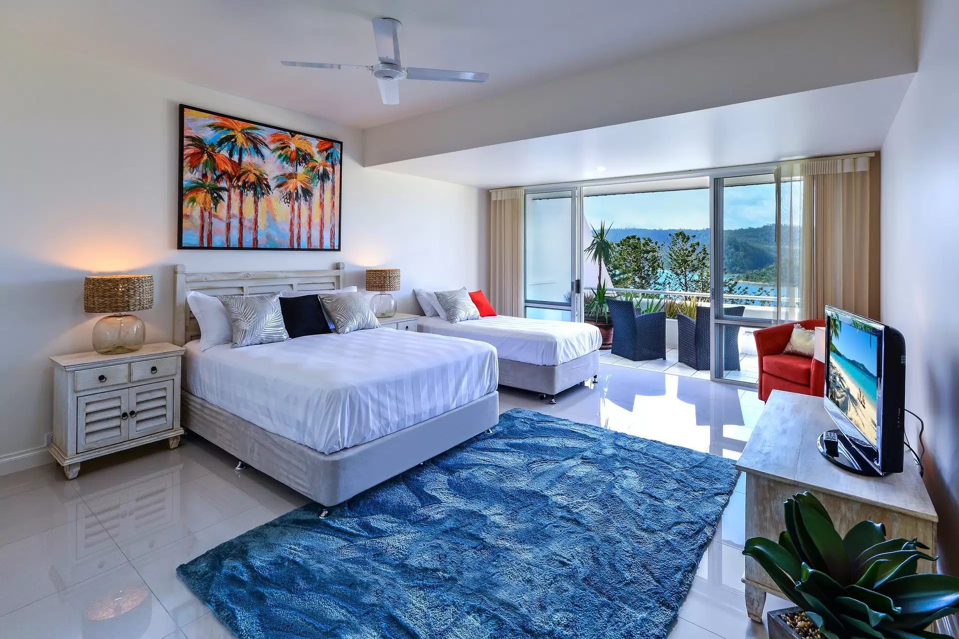 4/12 Whitsunday Boulevard, Hamilton Island Sold by Queensland Sotheby's International Realty - image 1