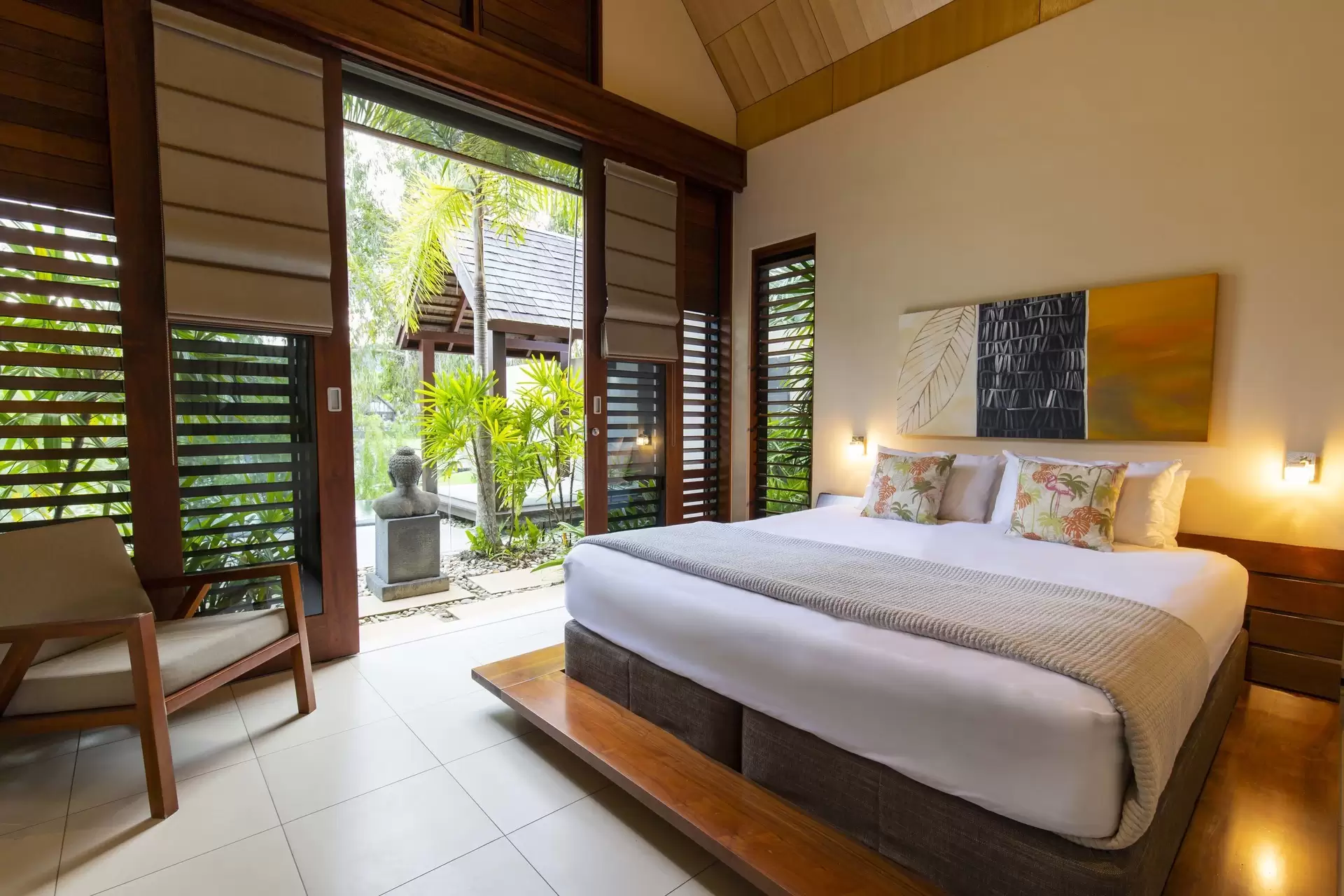 10 Bale Drive, Port Douglas Sold by  - image 1