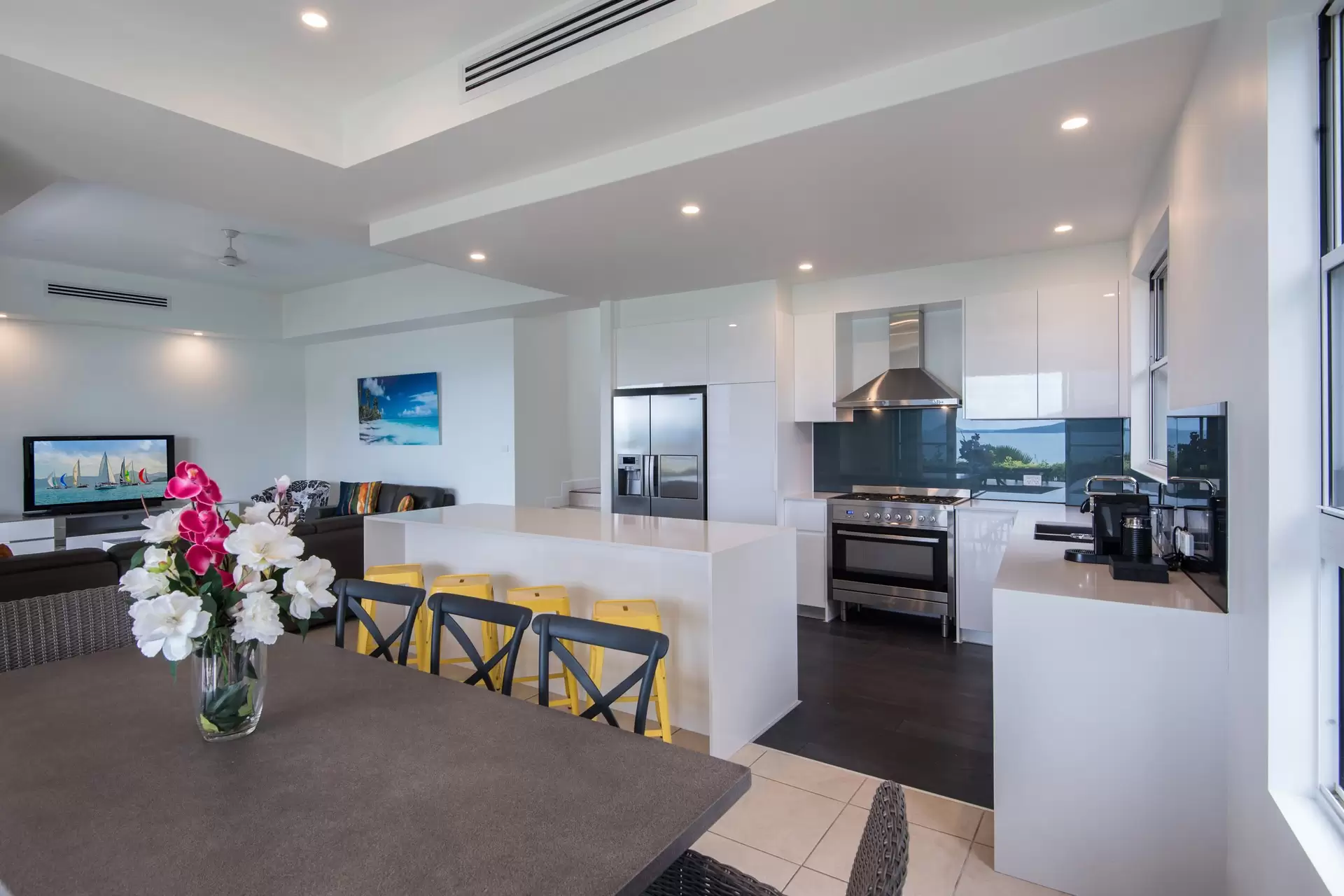 7/1 Coral Sea Avenue, Hamilton Island Sold by Queensland Sotheby's International Realty - image 1