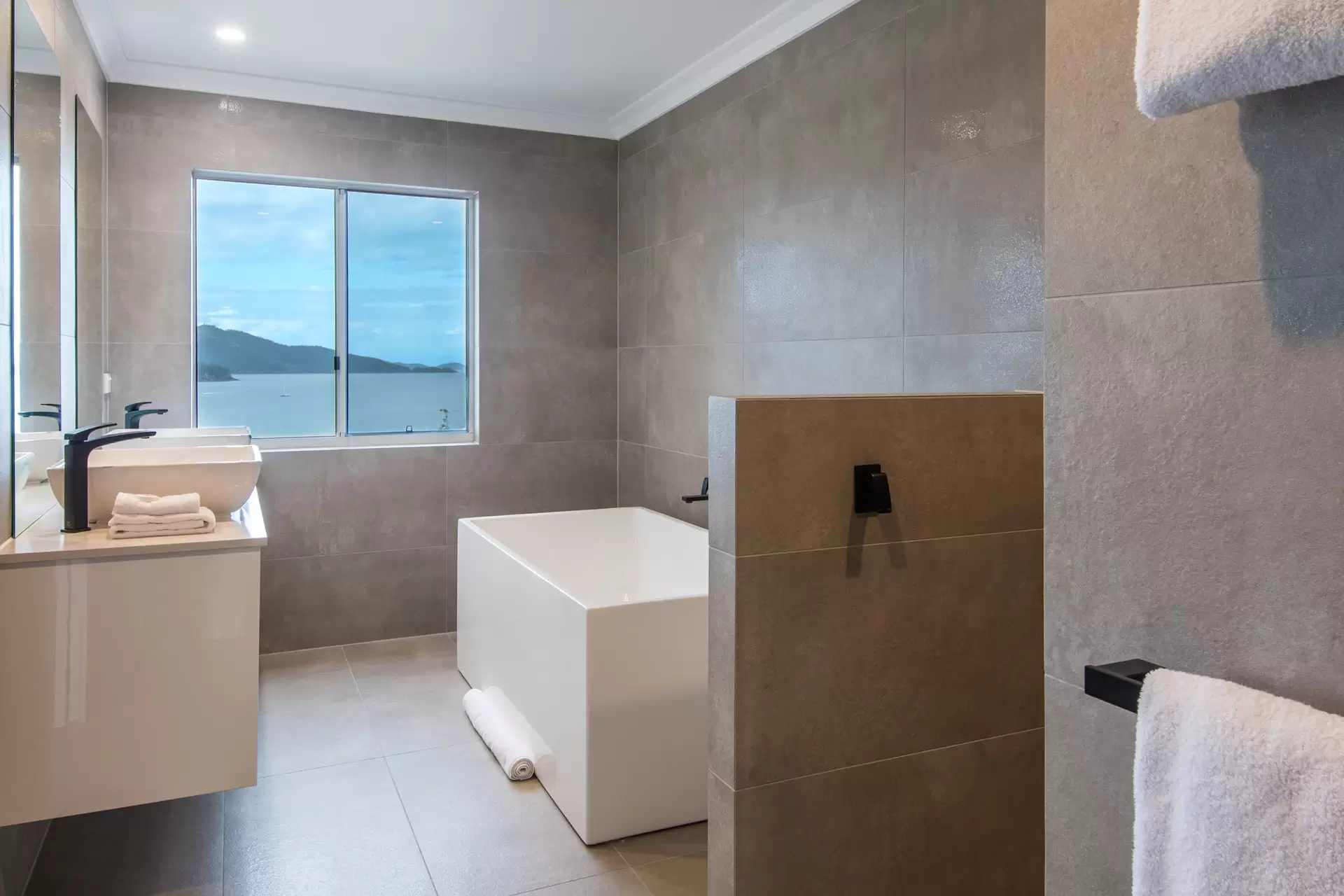 7/1 Coral Sea Avenue, Hamilton Island Sold by Queensland Sotheby's International Realty - image 1