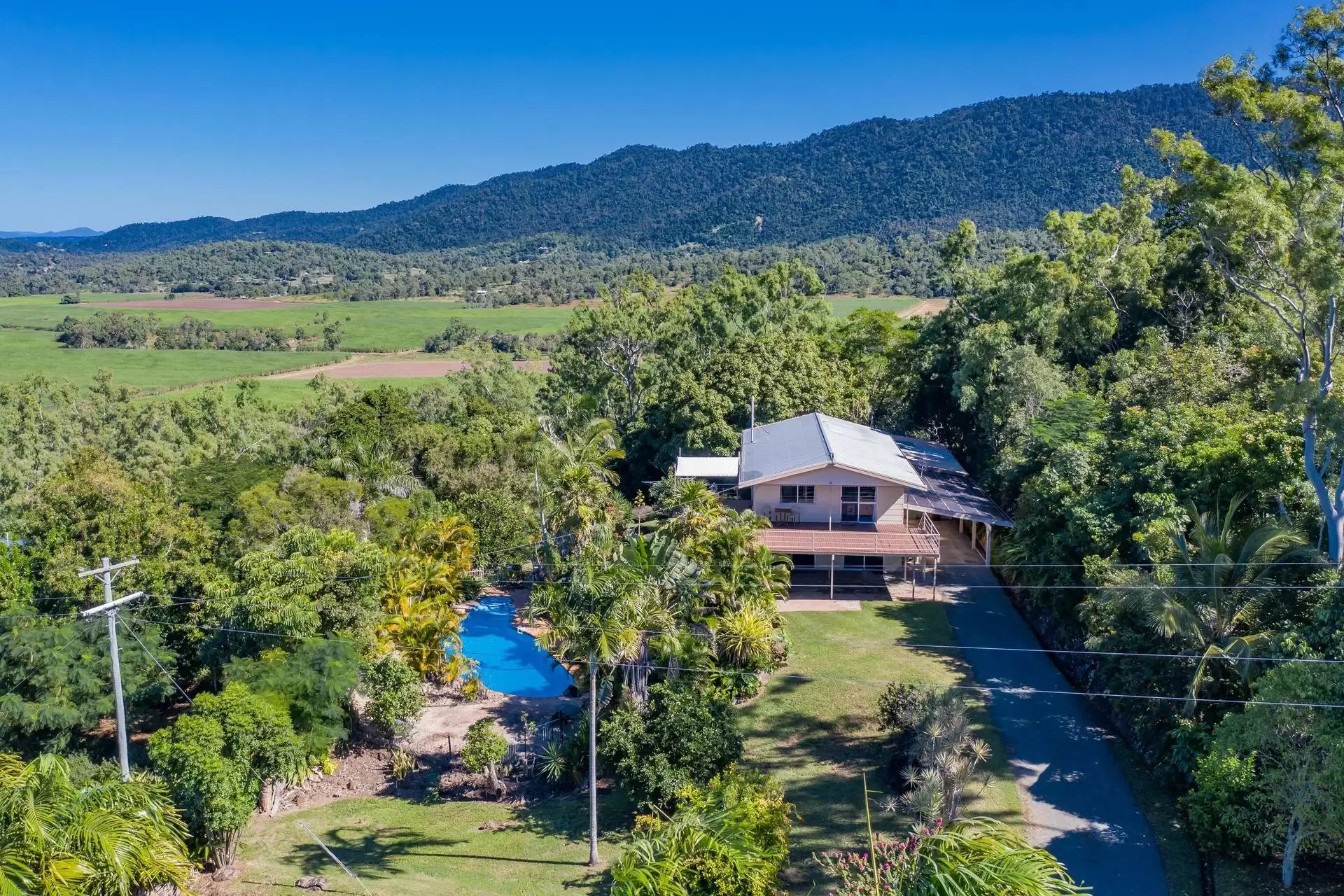 61 Black Road, Riordanvale Sold by Queensland Sotheby's International Realty - image 1