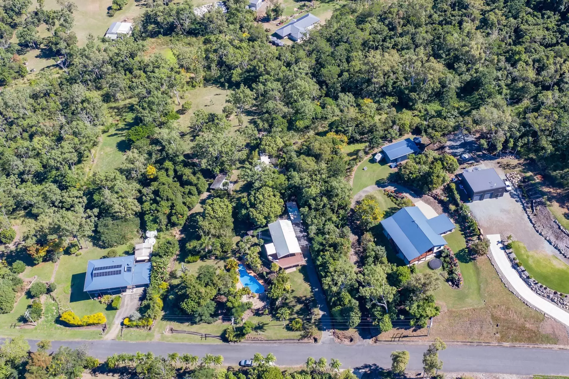 61 Black Road, Riordanvale Sold by Queensland Sotheby's International Realty - image 1