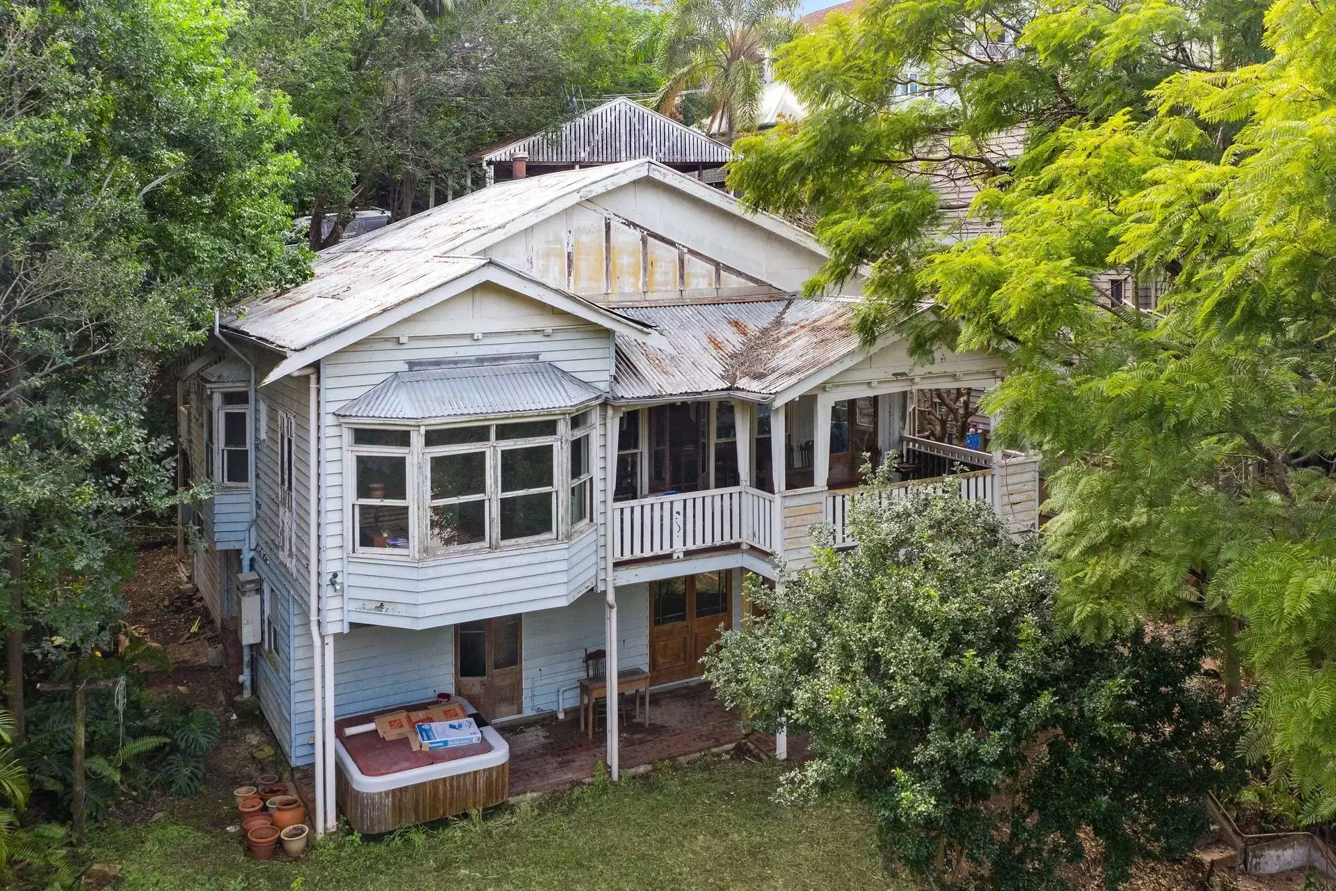11 Langside Road, Hamilton Sold by Queensland Sotheby's International Realty - image 1