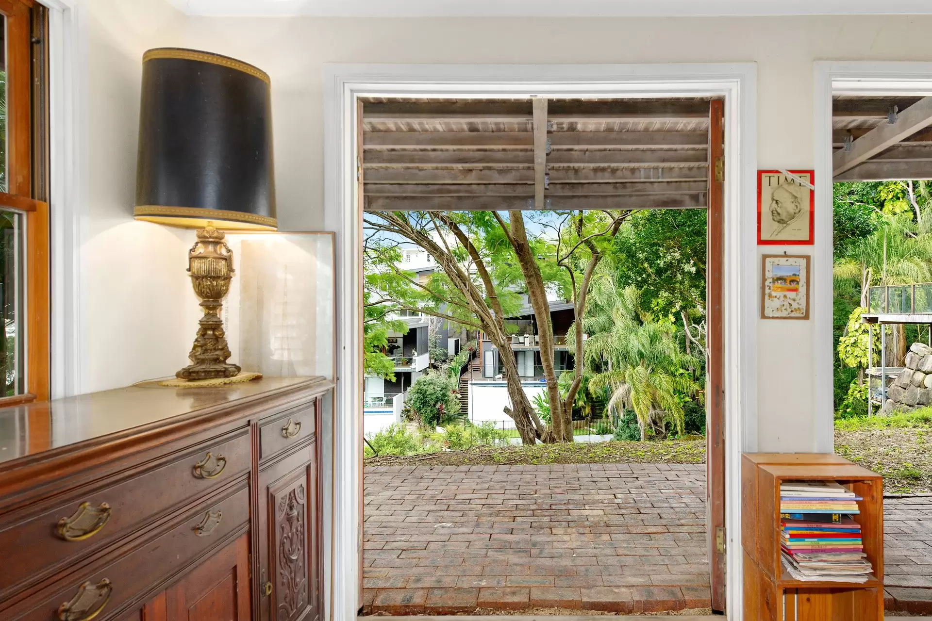 11 Langside Road, Hamilton Sold by Queensland Sotheby's International Realty - image 1