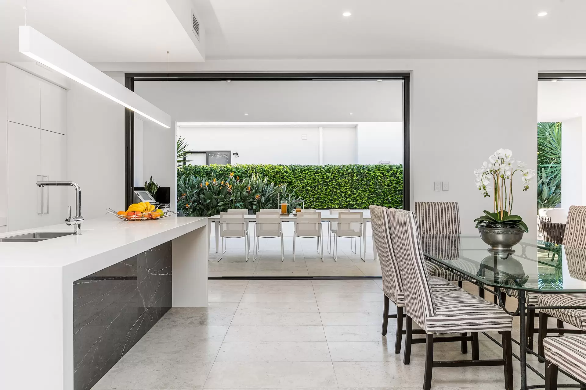 65 Janda Street, Robertson Sold by Queensland Sotheby's International Realty - image 1