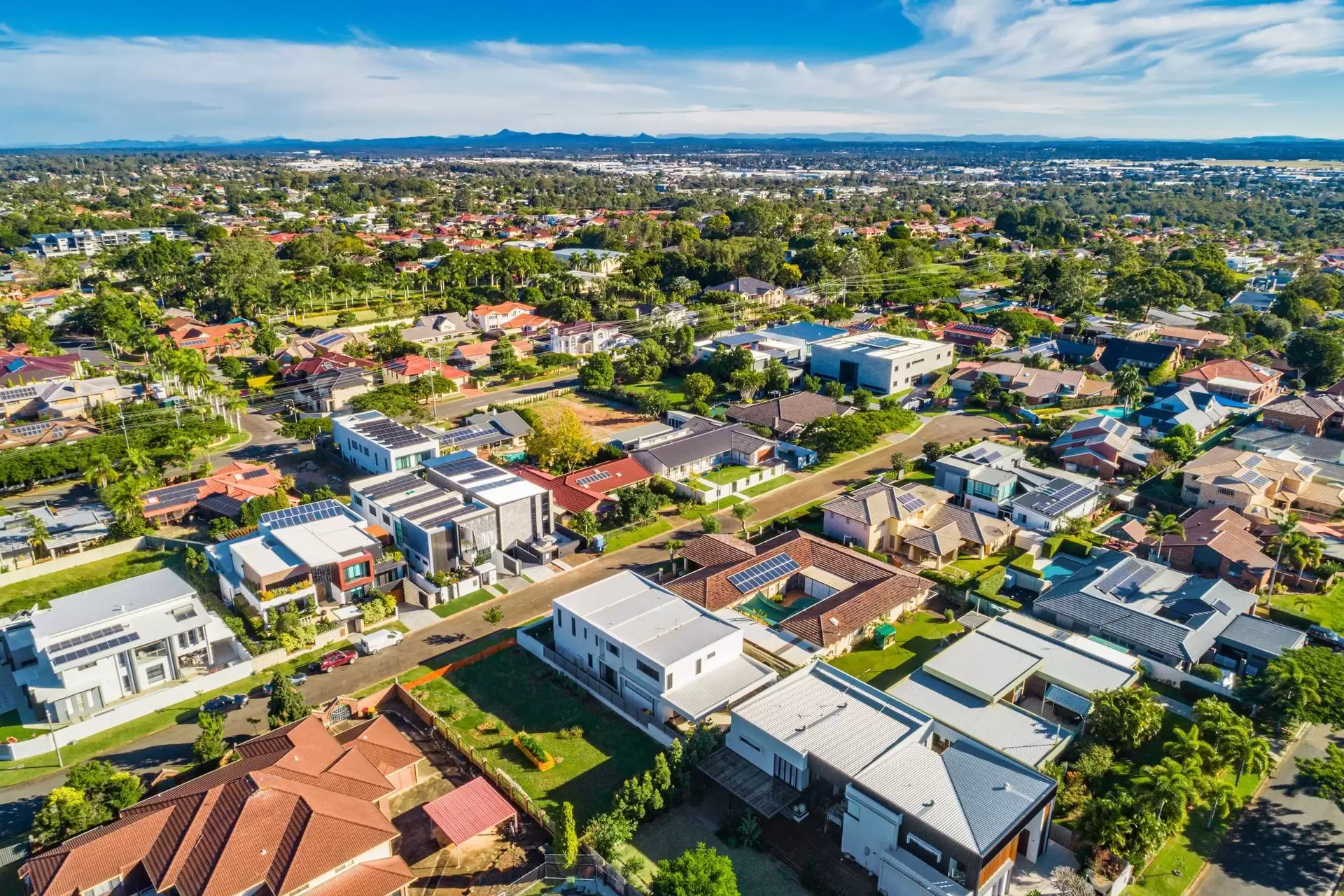 65 Janda Street, Robertson Sold by Queensland Sotheby's International Realty - image 1
