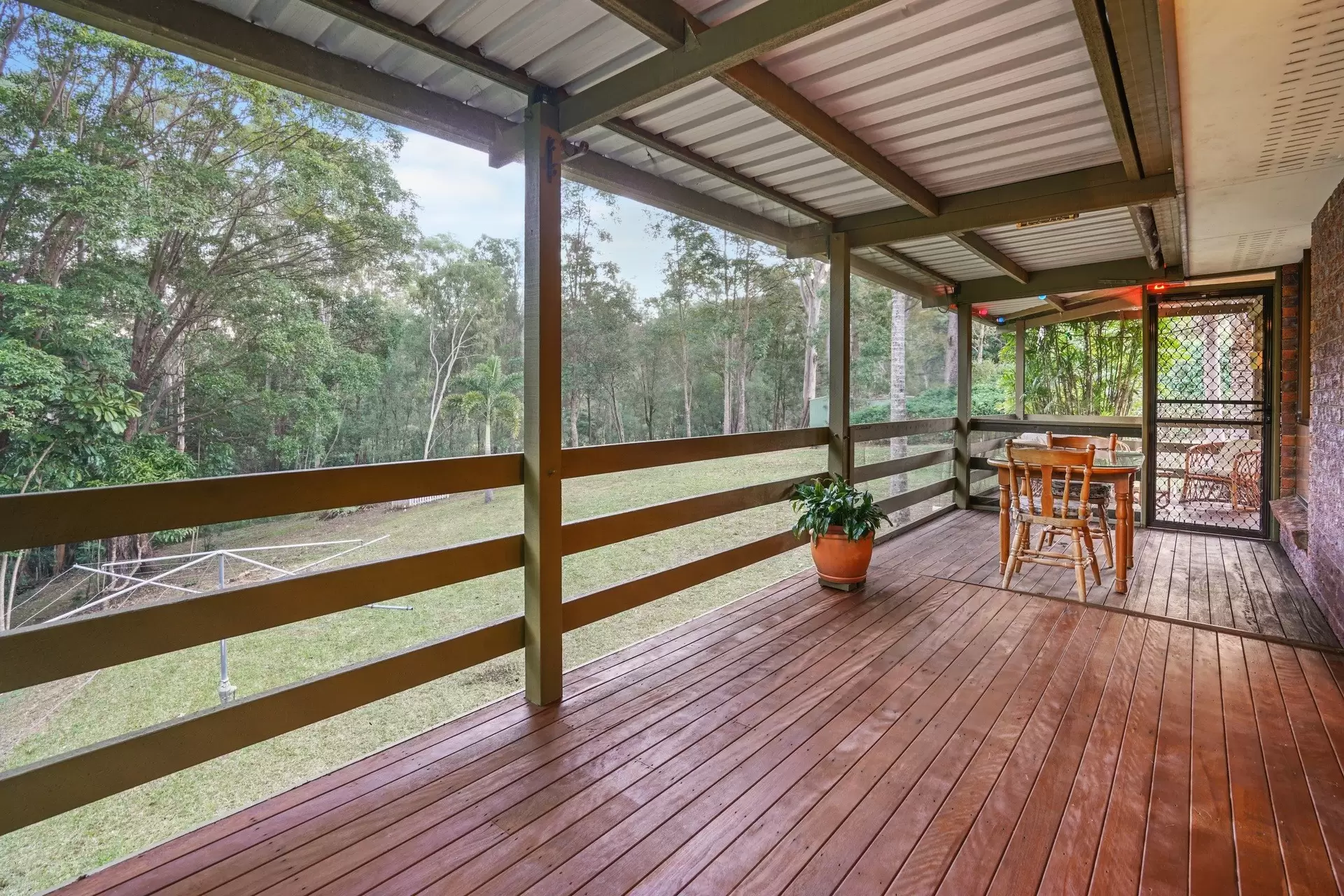 10 Coorabin Court, Tallebudgera Sold by Queensland Sotheby's International Realty - image 1