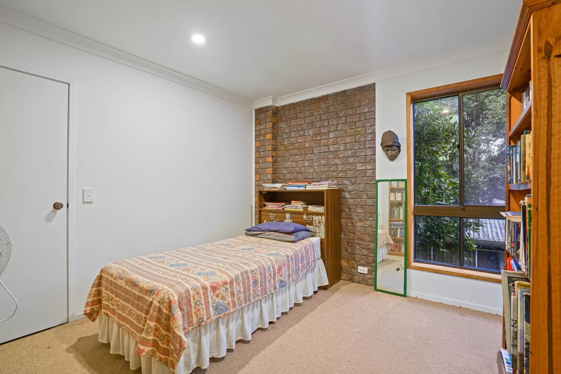 10 Coorabin Court, Tallebudgera Sold by Queensland Sotheby's International Realty - image 1