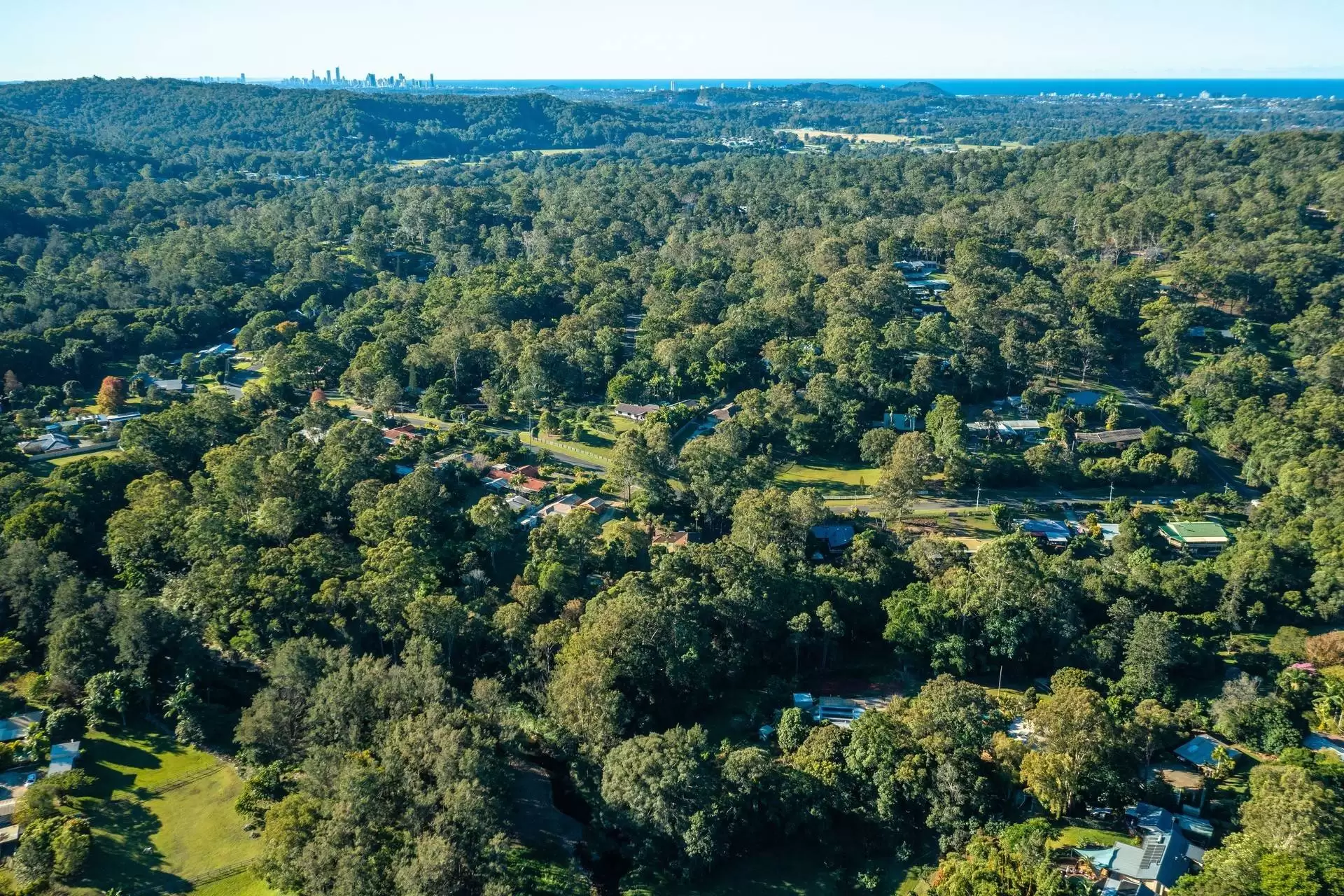 10 Coorabin Court, Tallebudgera Sold by  - image 1