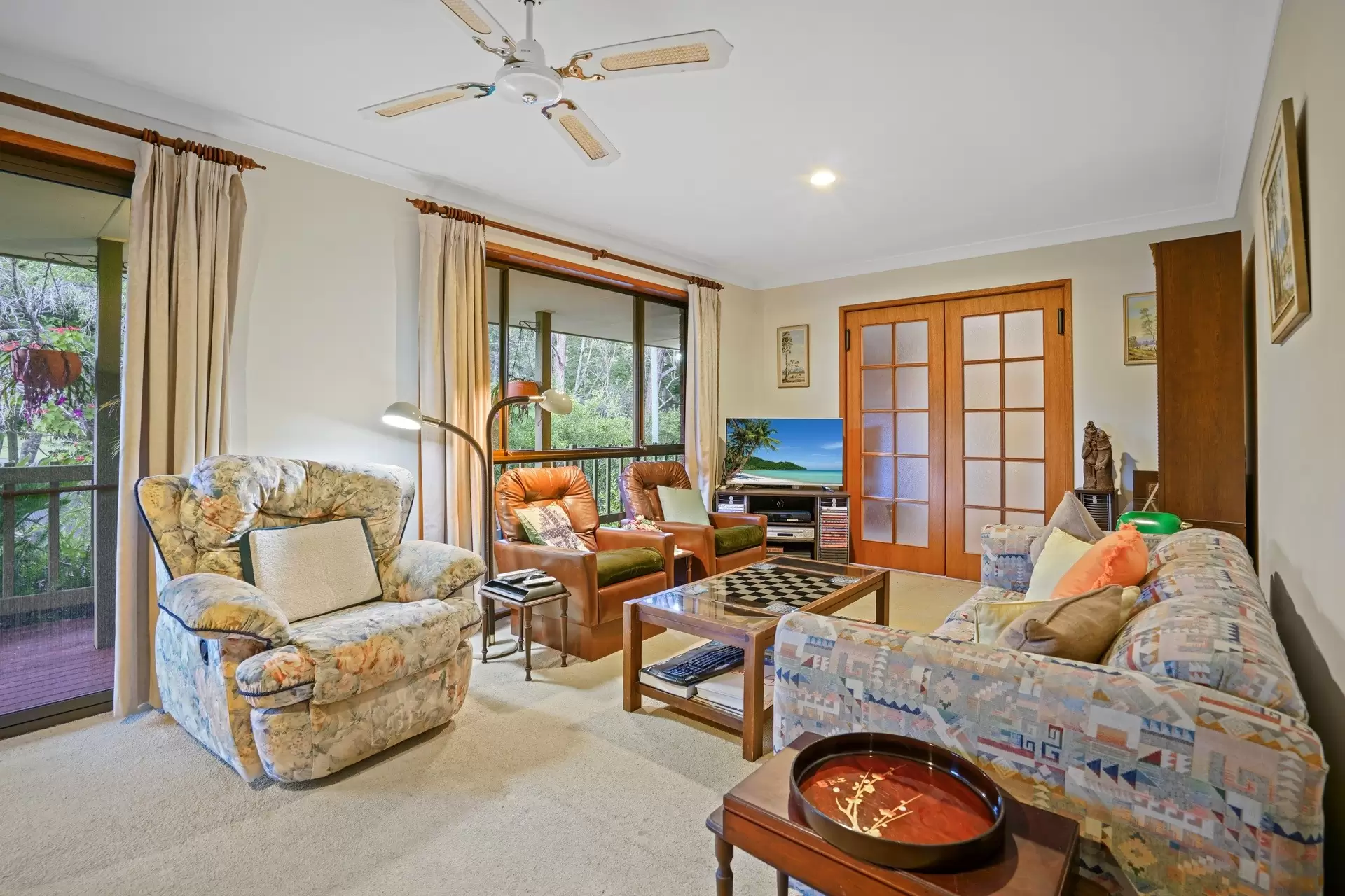 10 Coorabin Court, Tallebudgera Sold by Queensland Sotheby's International Realty - image 1