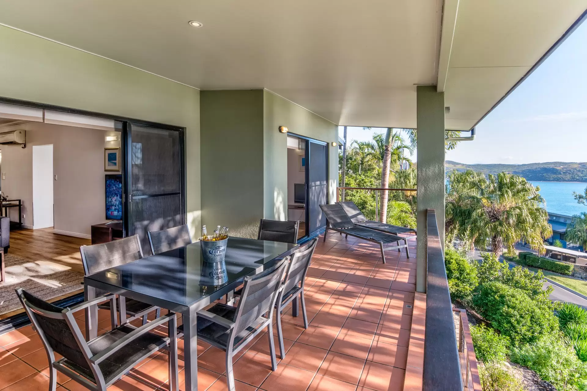 6/4 Acacia Drive, Hamilton Island Sold by Queensland Sotheby's International Realty - image 1