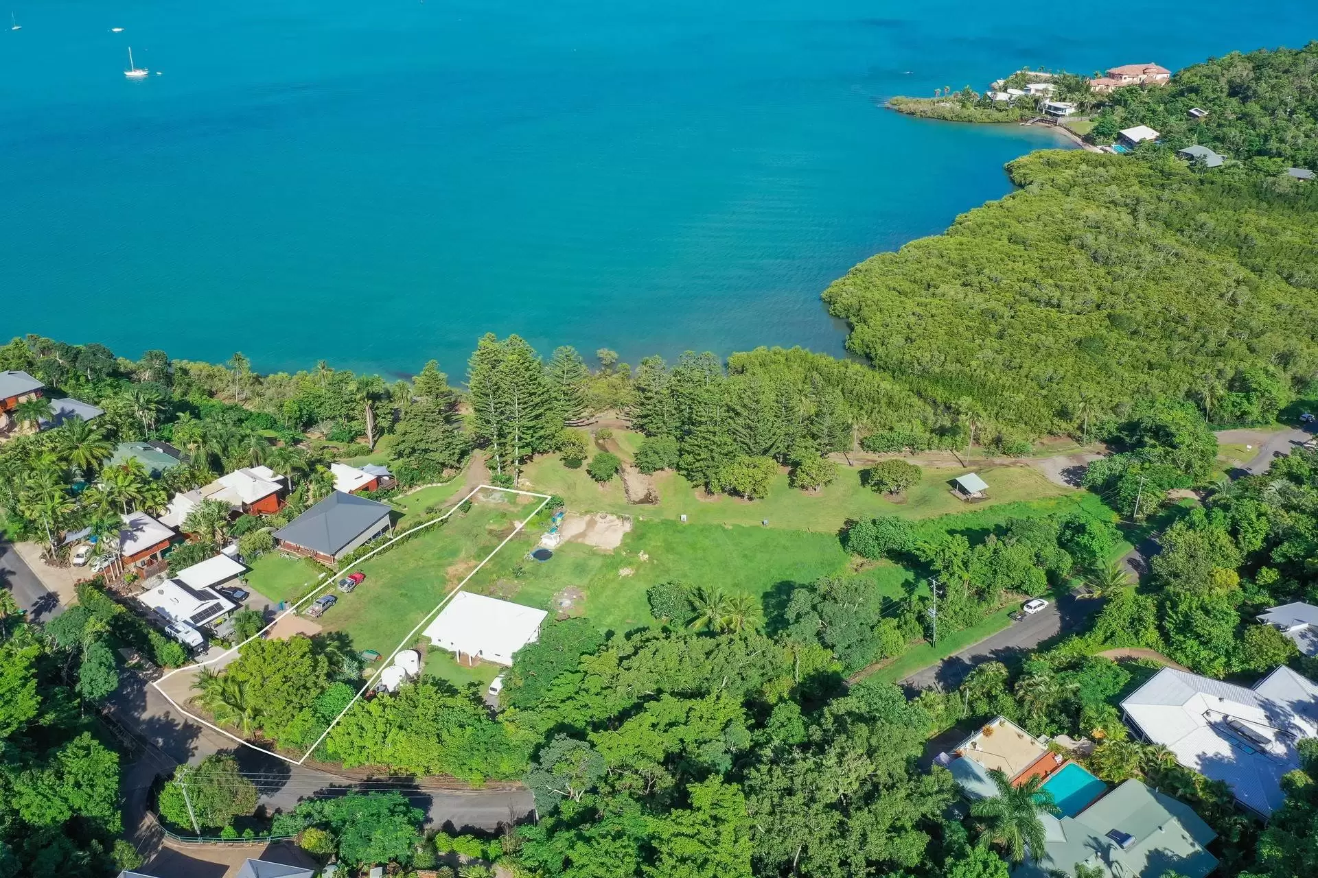 315 Mandalay Road, Mandalay Sold by Queensland Sotheby's International Realty - image 1