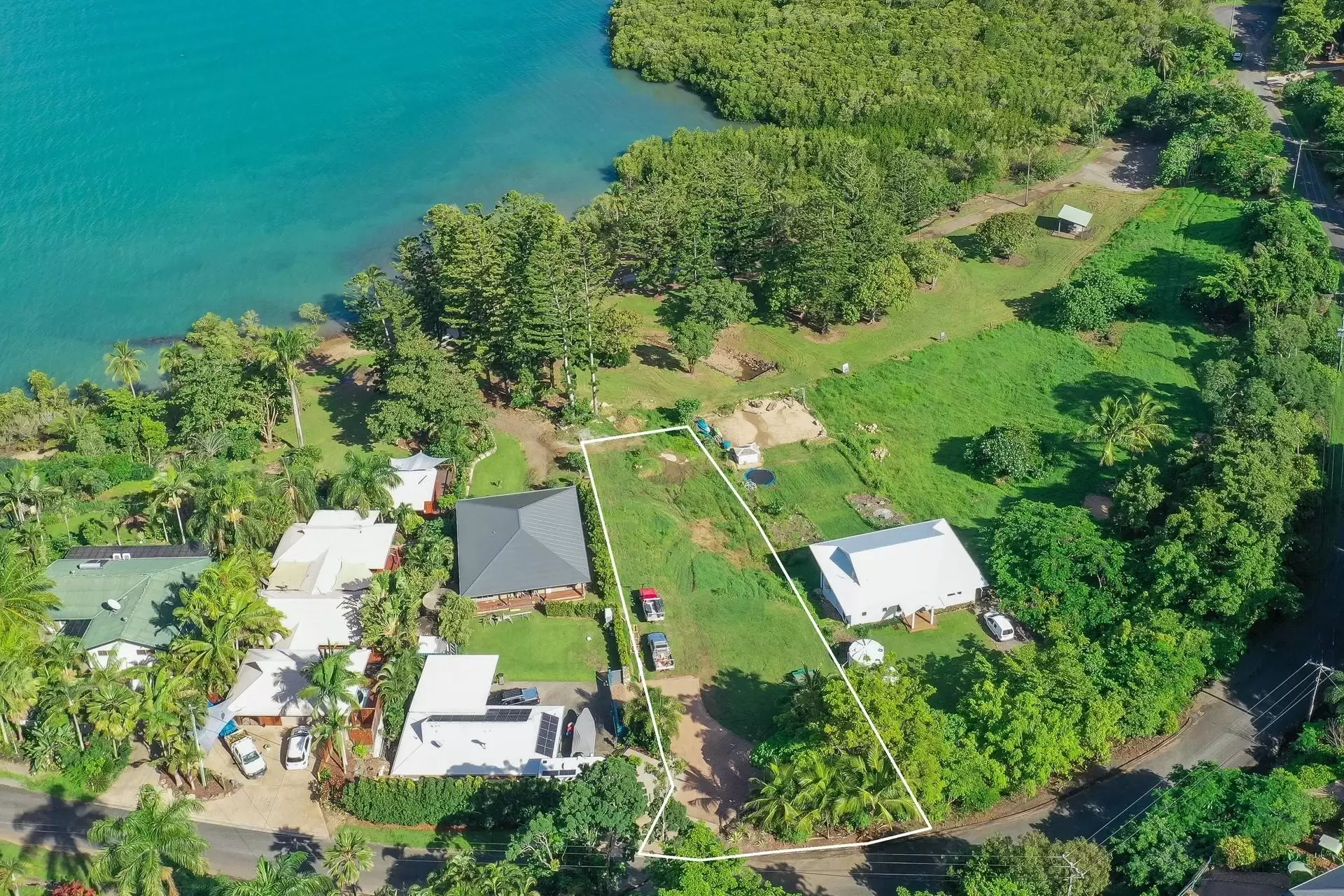 315 Mandalay Road, Mandalay Sold by Queensland Sotheby's International Realty - image 1