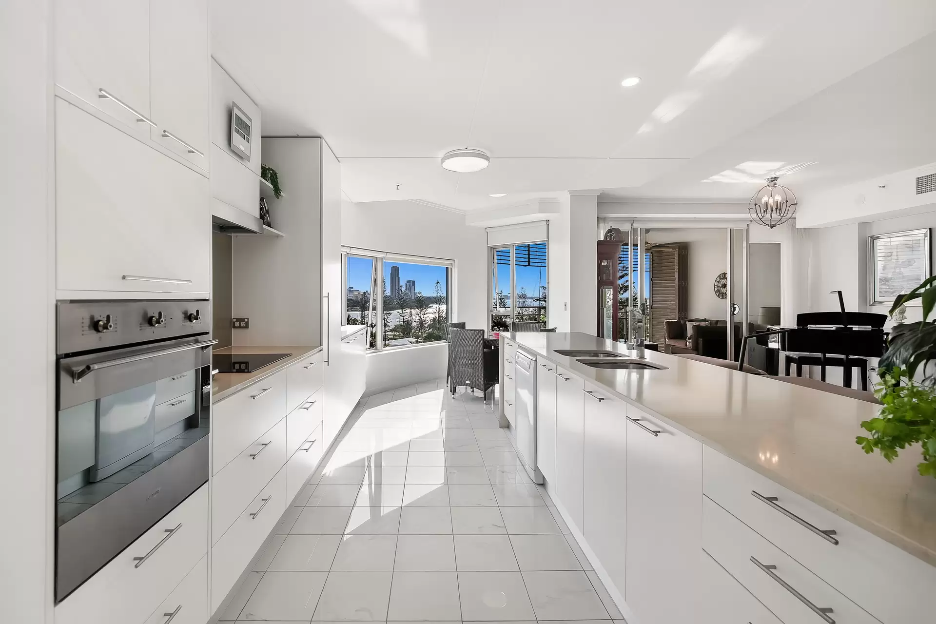 Level 6/2061/1 Lennie Avenue, Main Beach Sold by Queensland Sotheby's International Realty - image 1