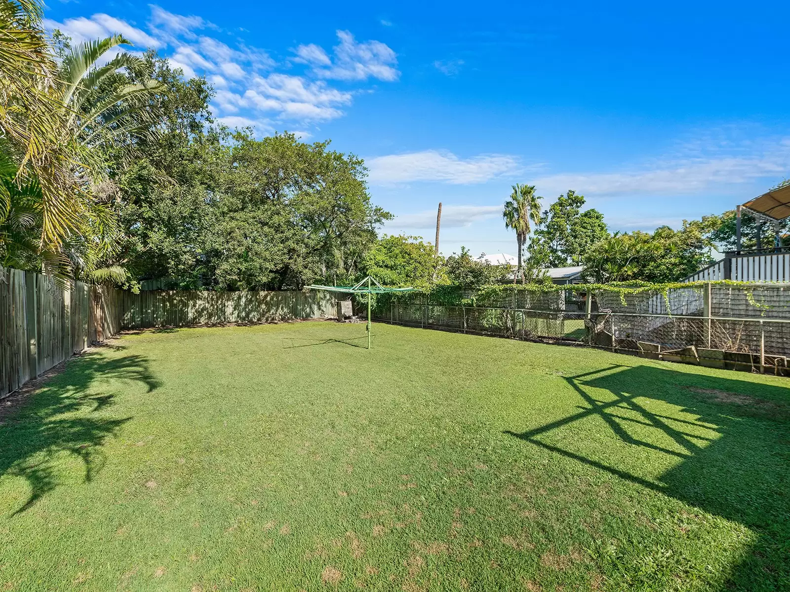 94 Emma Street, Kalinga Sold by  - image 1