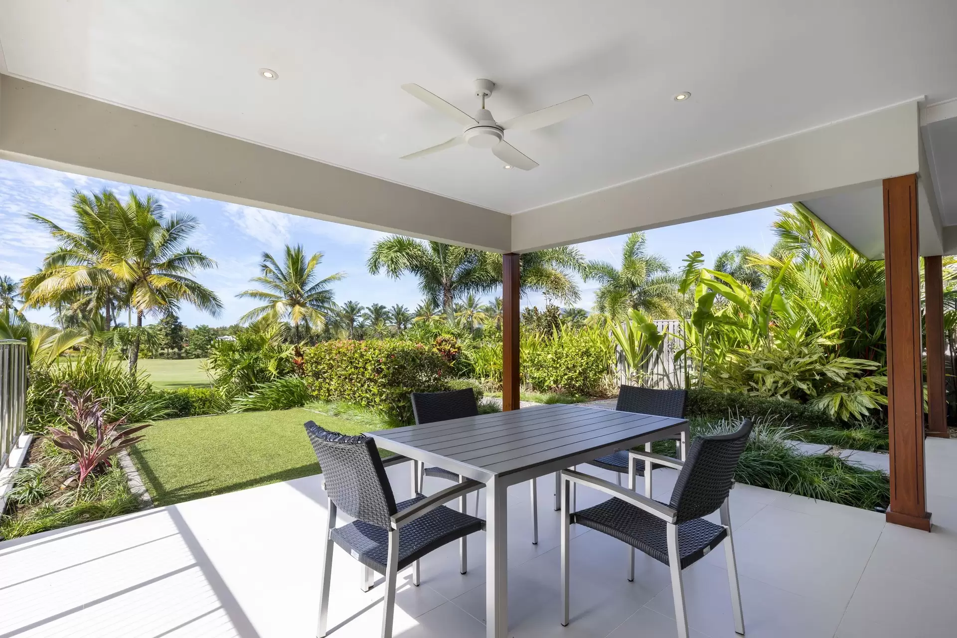 8 Cascade Drive, Port Douglas Sold by Queensland Sotheby's International Realty - image 1